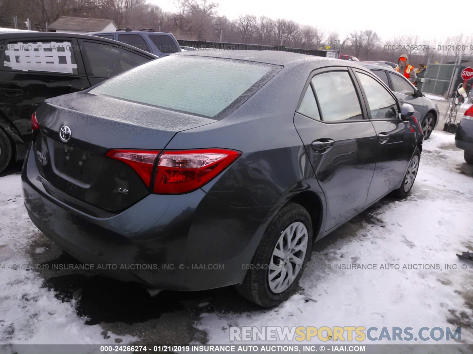 4 Photograph of a damaged car 2T1BURHEXKC170912 TOYOTA COROLLA 2019