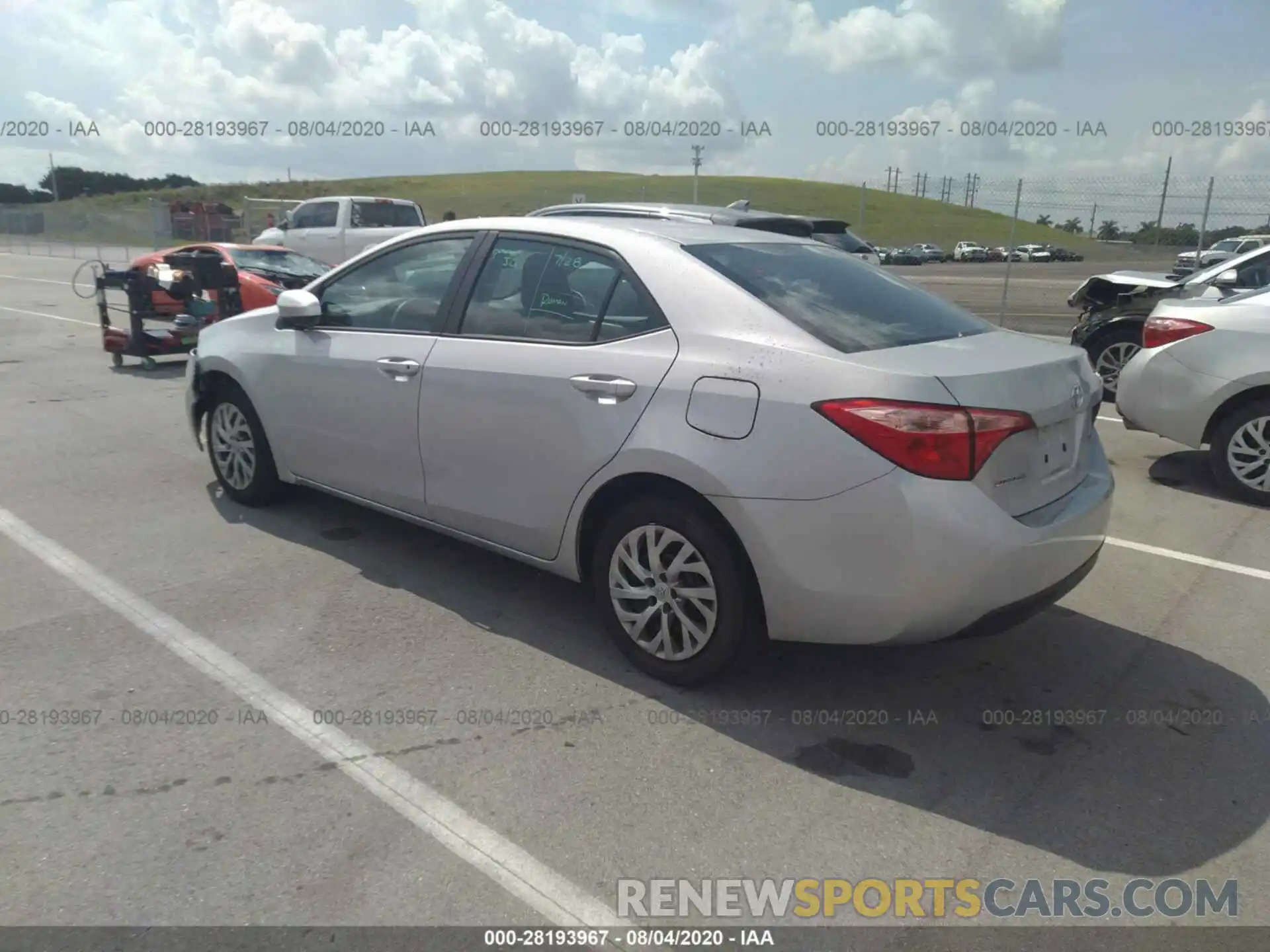 3 Photograph of a damaged car 2T1BURHEXKC171381 TOYOTA COROLLA 2019