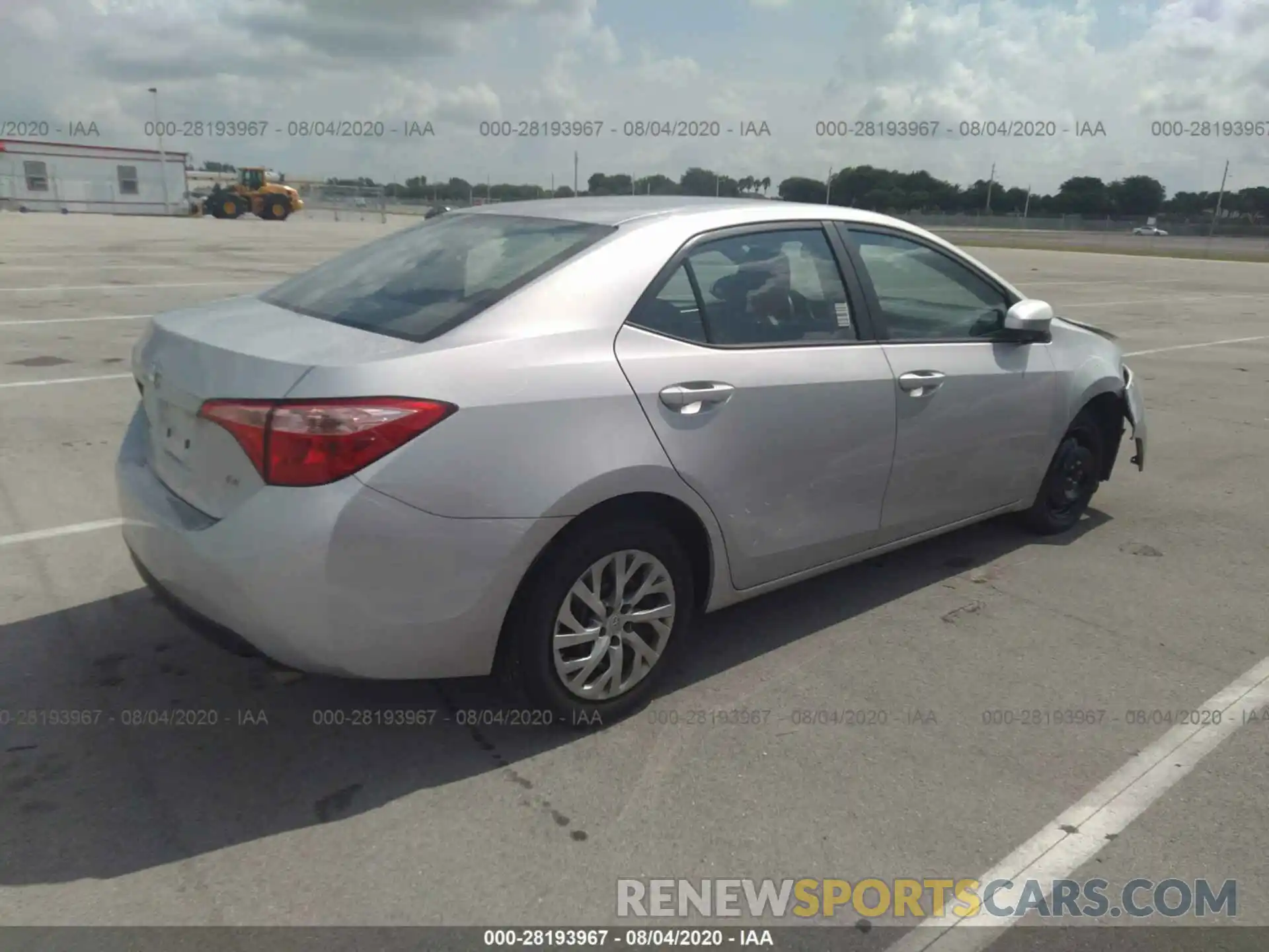 4 Photograph of a damaged car 2T1BURHEXKC171381 TOYOTA COROLLA 2019