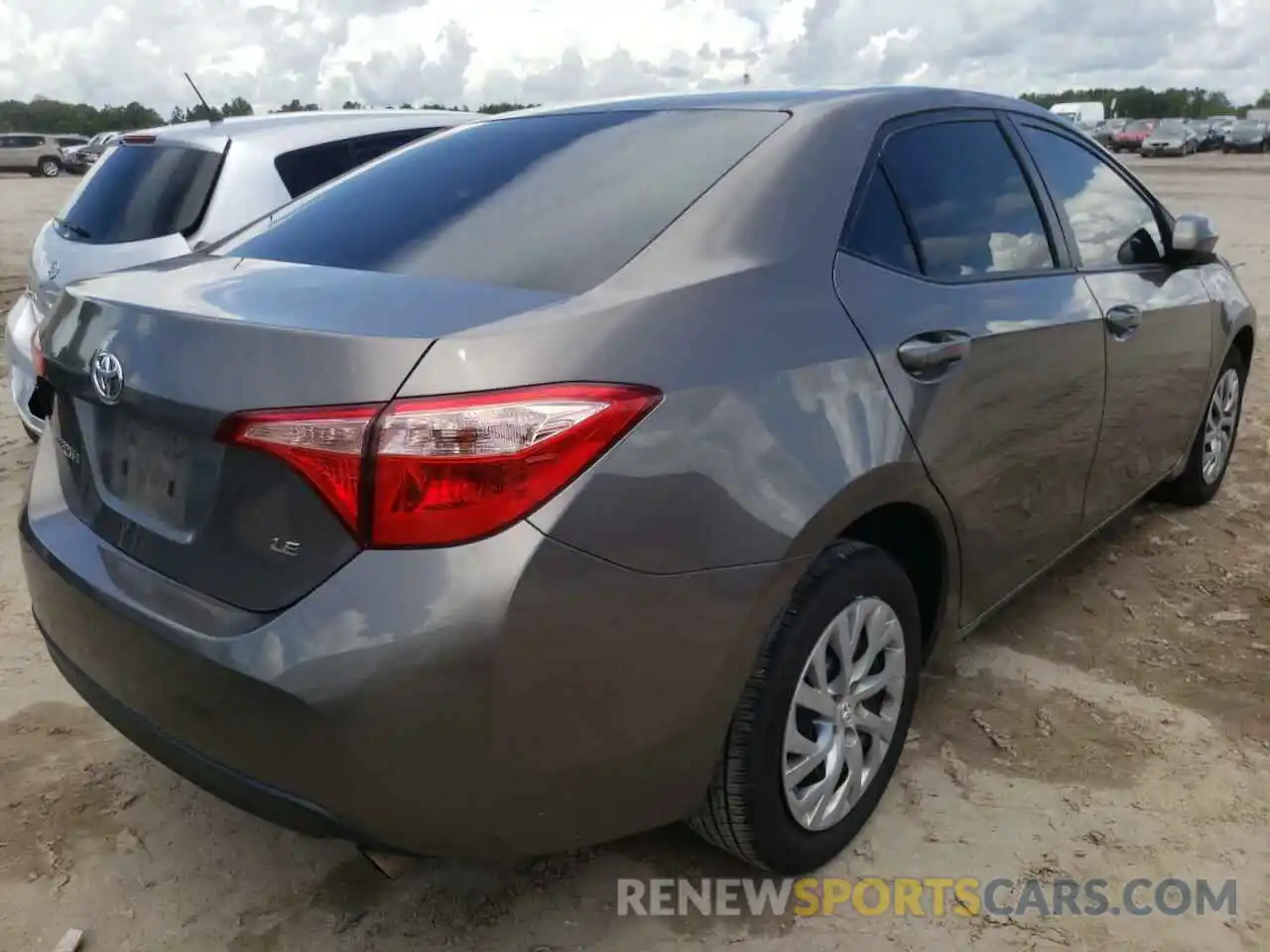 4 Photograph of a damaged car 2T1BURHEXKC174216 TOYOTA COROLLA 2019