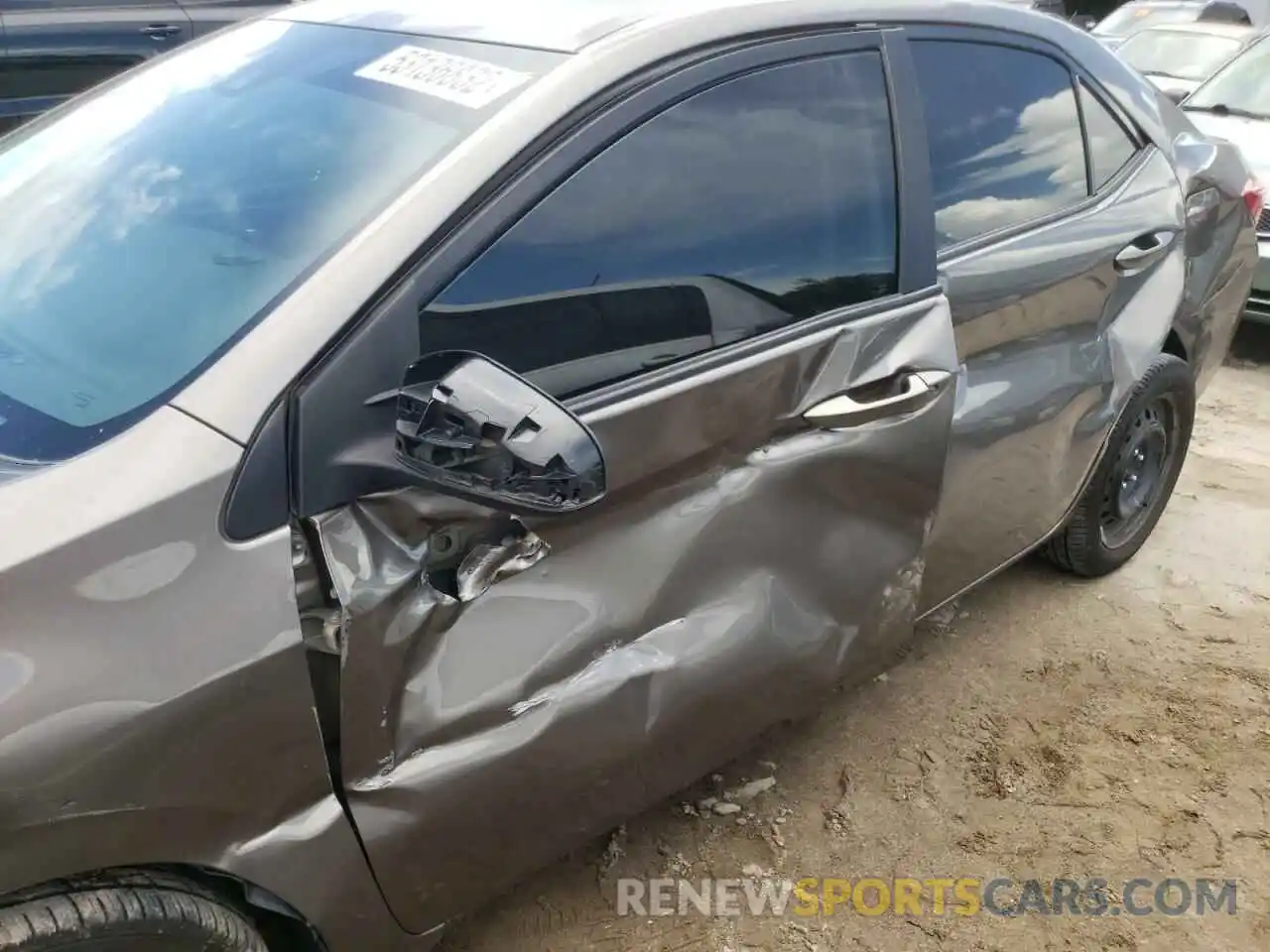 9 Photograph of a damaged car 2T1BURHEXKC174216 TOYOTA COROLLA 2019