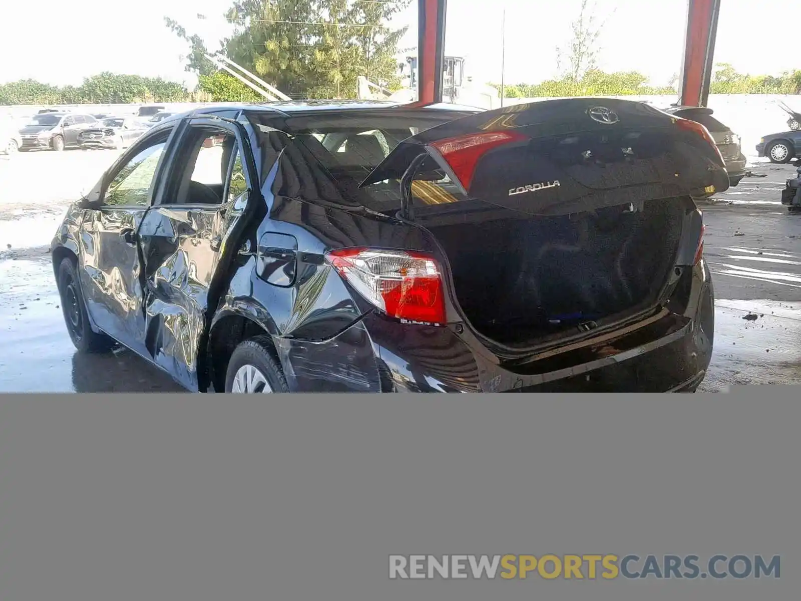 3 Photograph of a damaged car 2T1BURHEXKC174247 TOYOTA COROLLA 2019