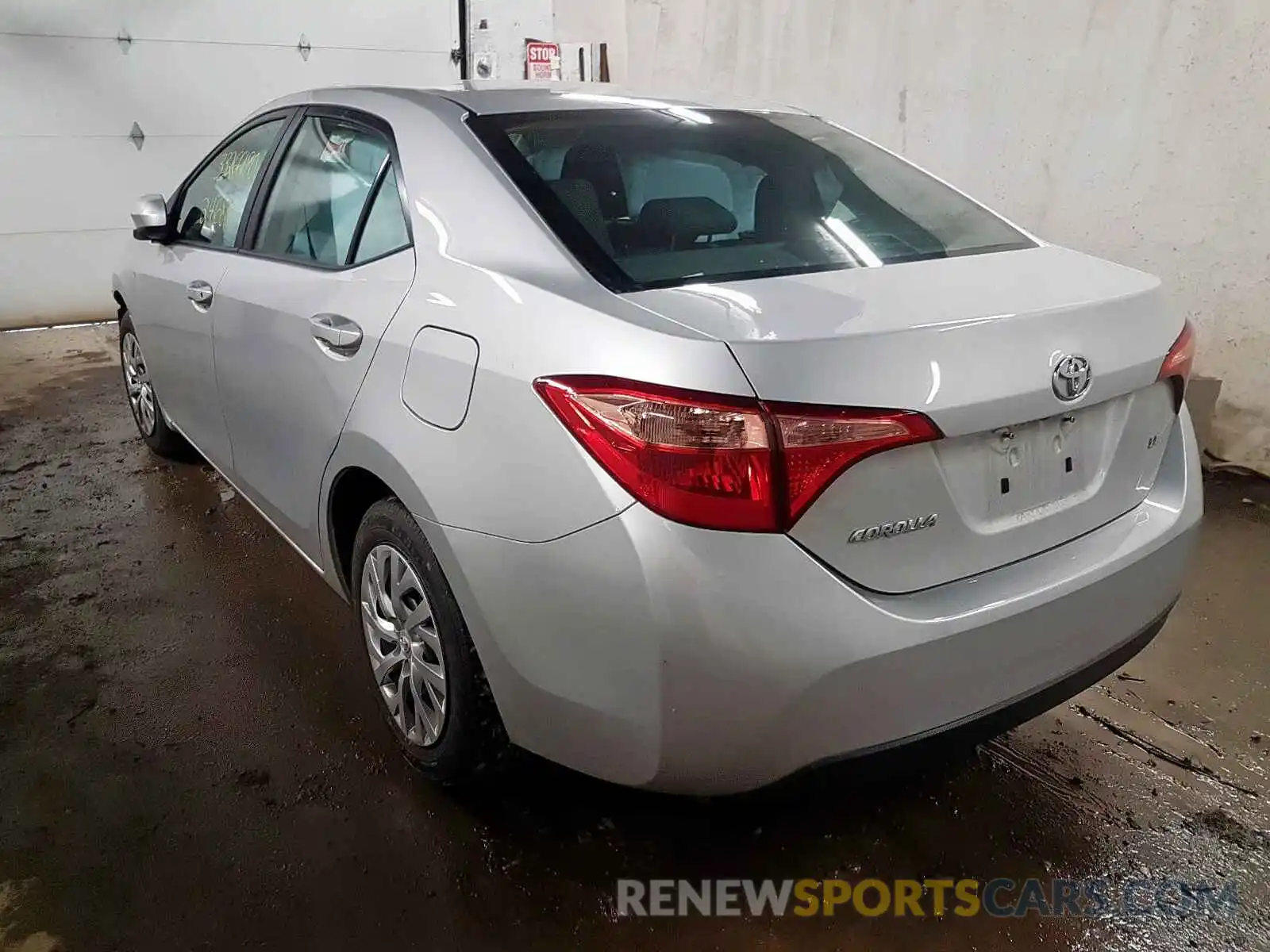 3 Photograph of a damaged car 2T1BURHEXKC174703 TOYOTA COROLLA 2019