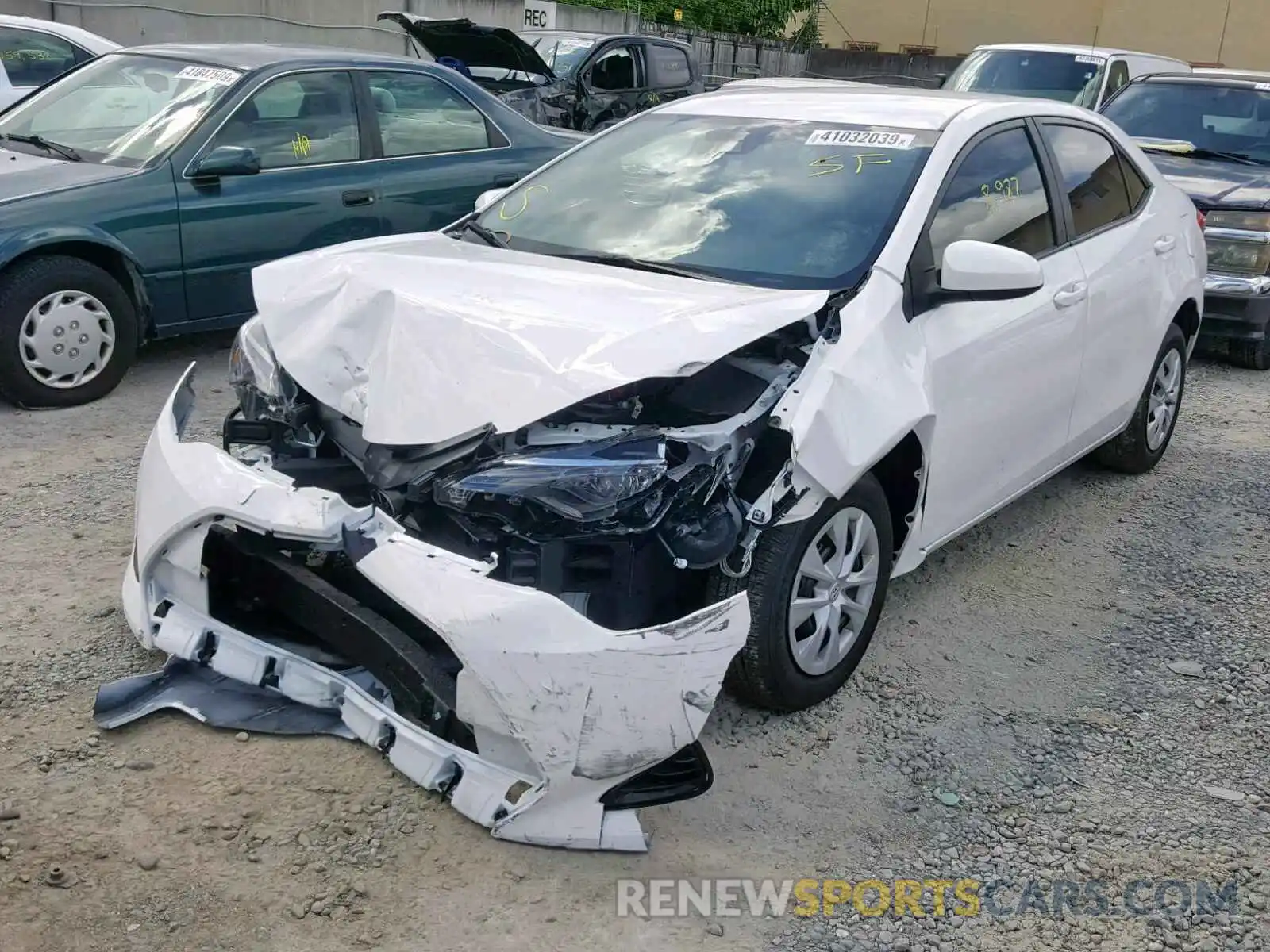2 Photograph of a damaged car 2T1BURHEXKC174782 TOYOTA COROLLA 2019