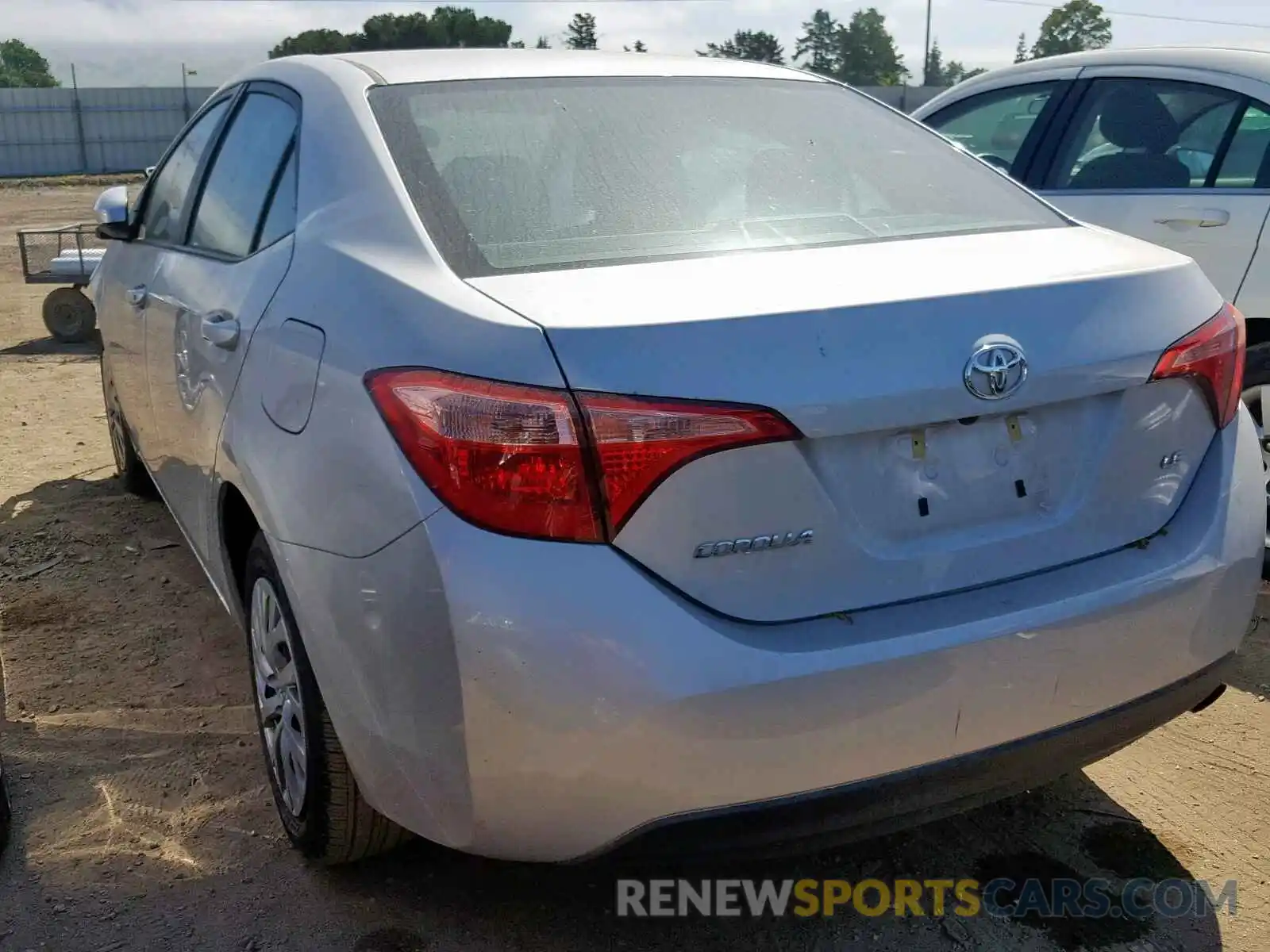 3 Photograph of a damaged car 2T1BURHEXKC175205 TOYOTA COROLLA 2019