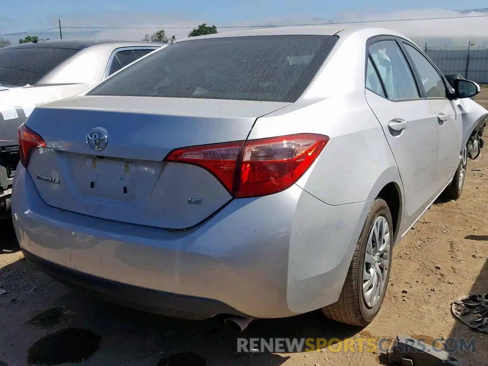 4 Photograph of a damaged car 2T1BURHEXKC175205 TOYOTA COROLLA 2019