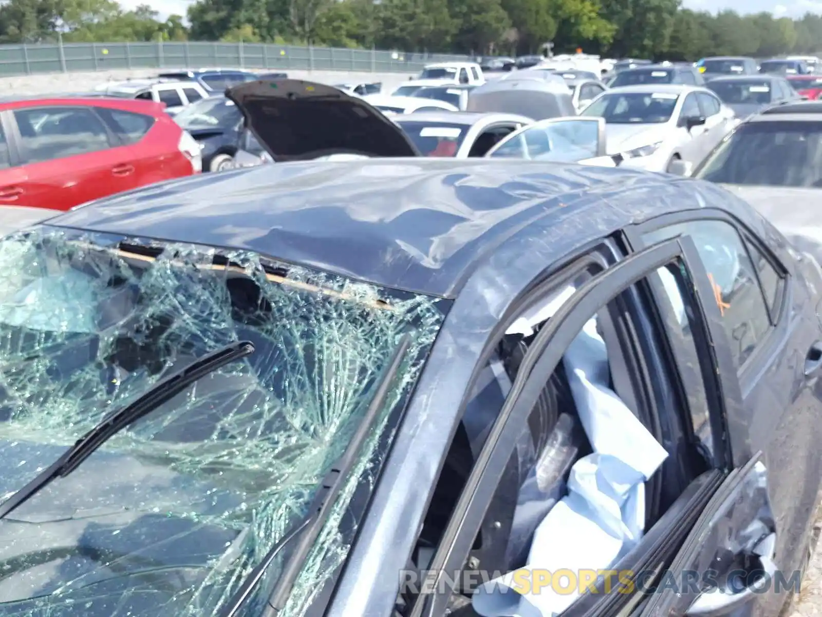 9 Photograph of a damaged car 2T1BURHEXKC175625 TOYOTA COROLLA 2019