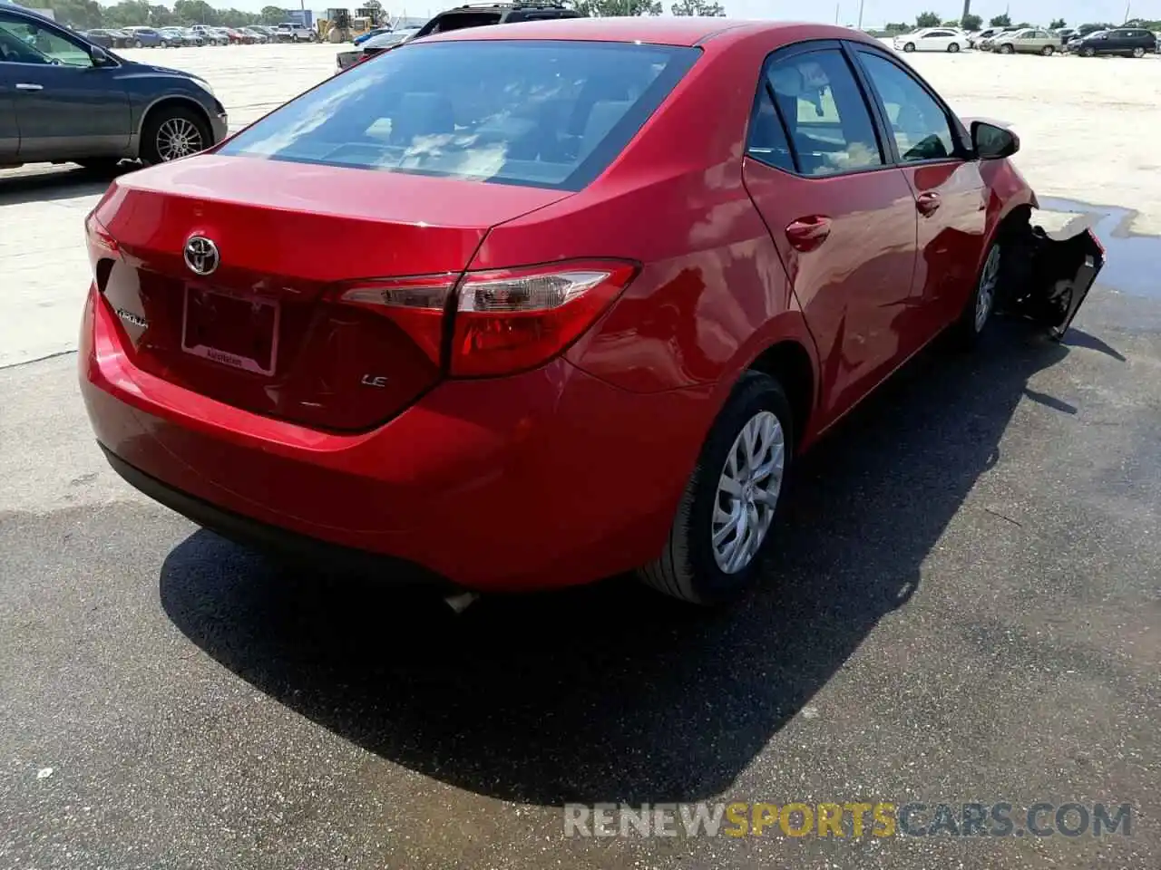 4 Photograph of a damaged car 2T1BURHEXKC175768 TOYOTA COROLLA 2019