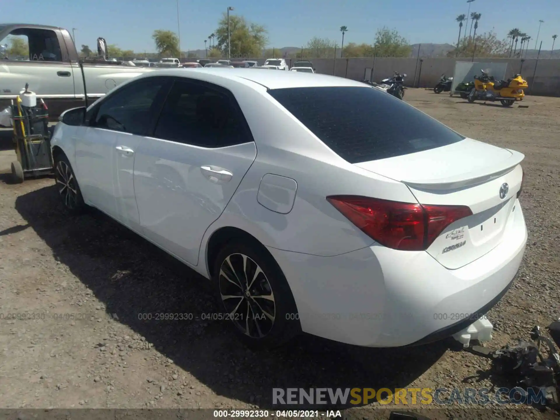 3 Photograph of a damaged car 2T1BURHEXKC176323 TOYOTA COROLLA 2019