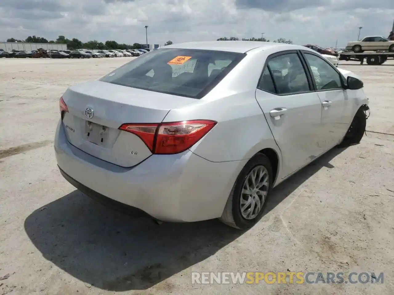 4 Photograph of a damaged car 2T1BURHEXKC178461 TOYOTA COROLLA 2019