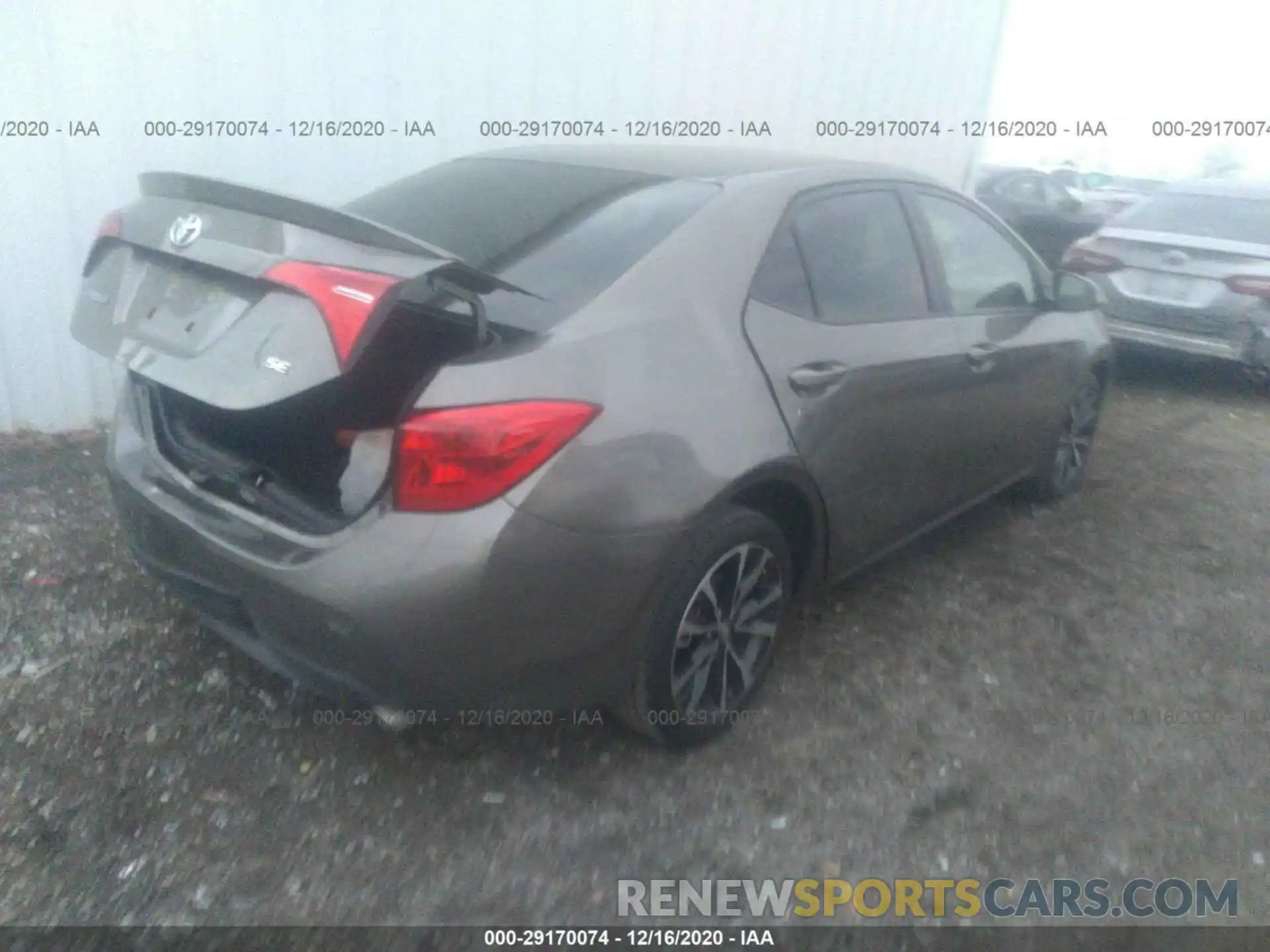 4 Photograph of a damaged car 2T1BURHEXKC179237 TOYOTA COROLLA 2019