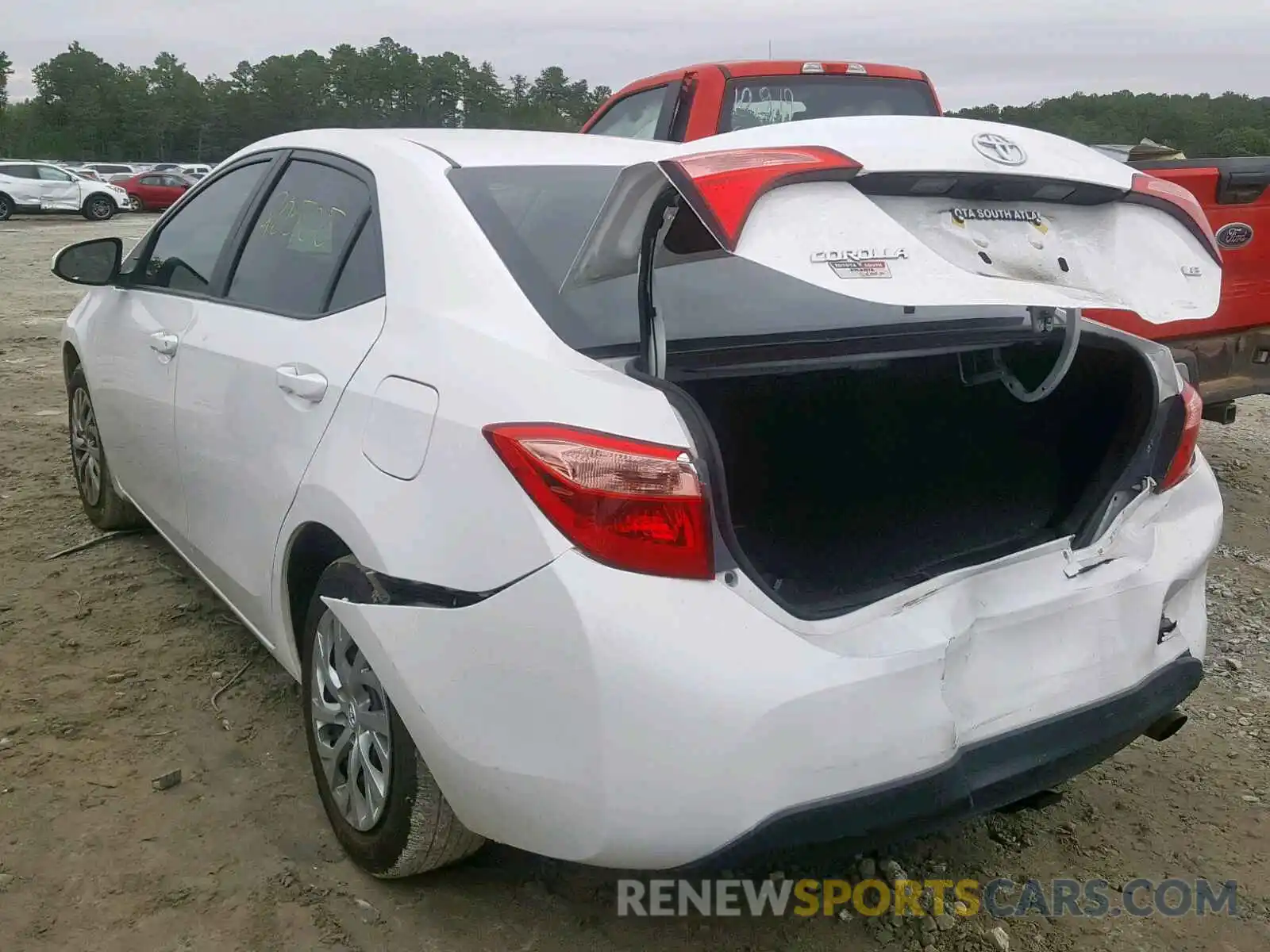 3 Photograph of a damaged car 2T1BURHEXKC182008 TOYOTA COROLLA 2019