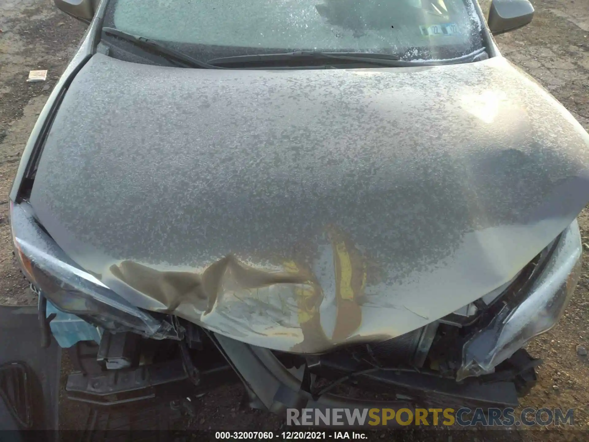 10 Photograph of a damaged car 2T1BURHEXKC182686 TOYOTA COROLLA 2019