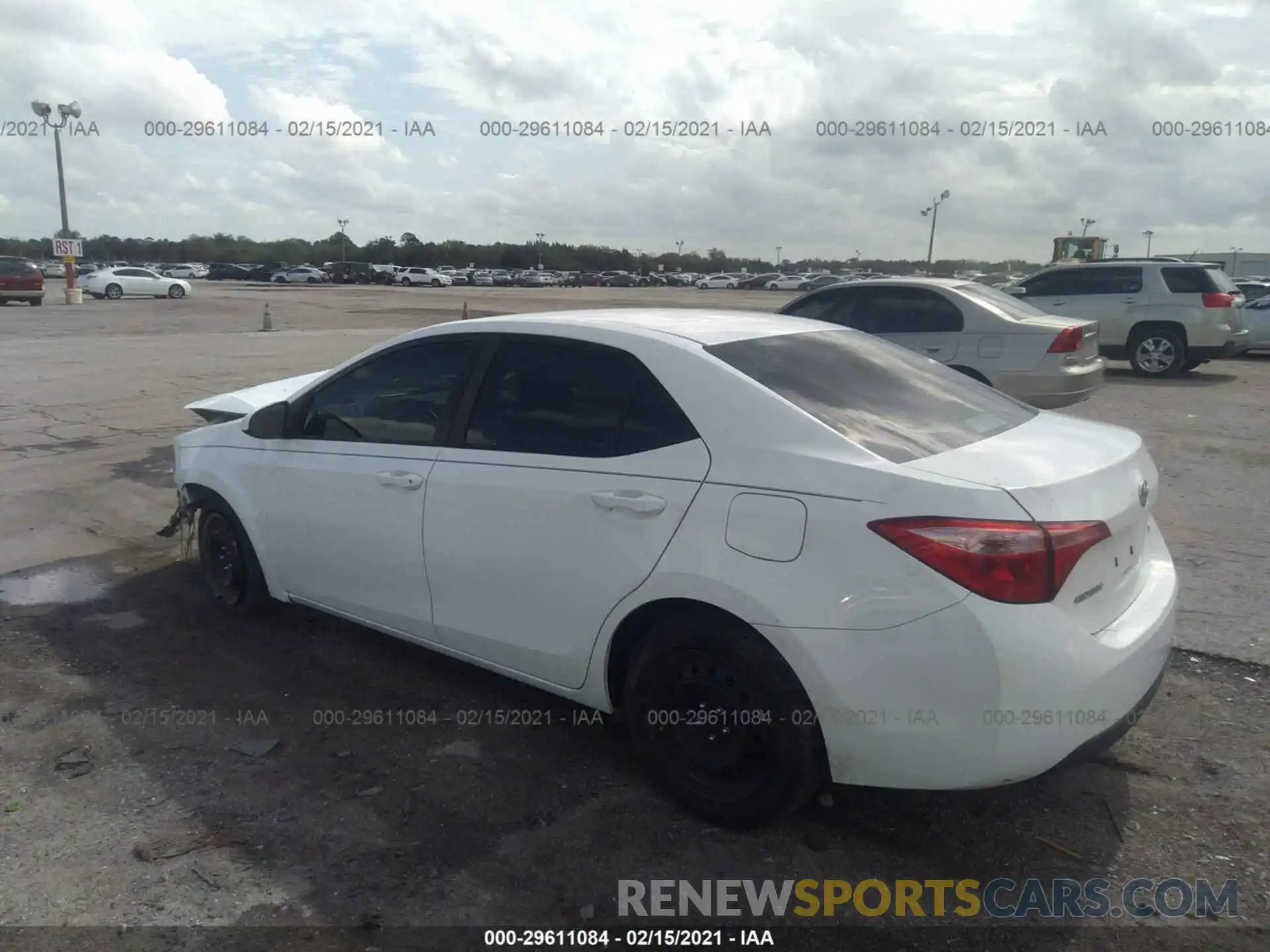 3 Photograph of a damaged car 2T1BURHEXKC182879 TOYOTA COROLLA 2019