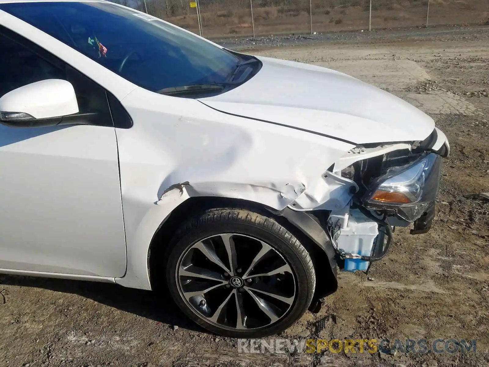 9 Photograph of a damaged car 2T1BURHEXKC183532 TOYOTA COROLLA 2019