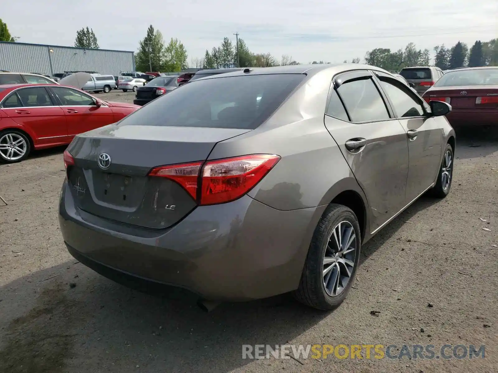 4 Photograph of a damaged car 2T1BURHEXKC189136 TOYOTA COROLLA 2019