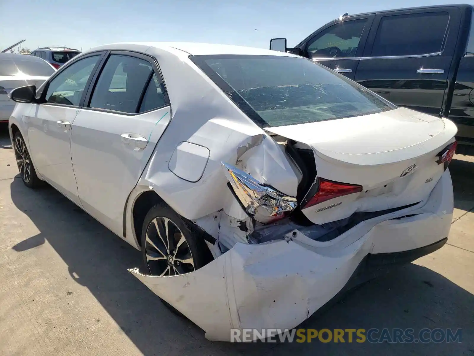 3 Photograph of a damaged car 2T1BURHEXKC189668 TOYOTA COROLLA 2019