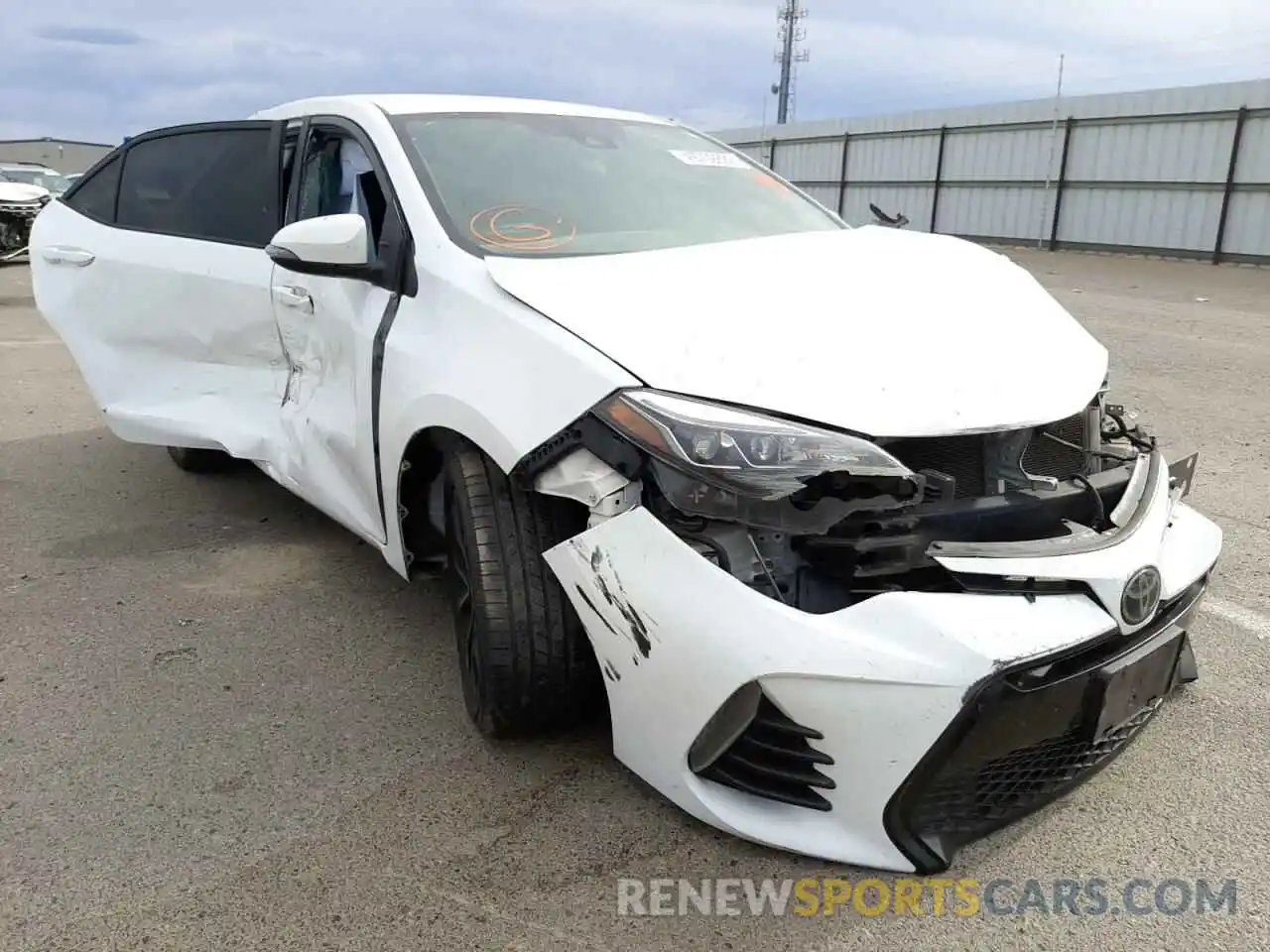 1 Photograph of a damaged car 2T1BURHEXKC189802 TOYOTA COROLLA 2019