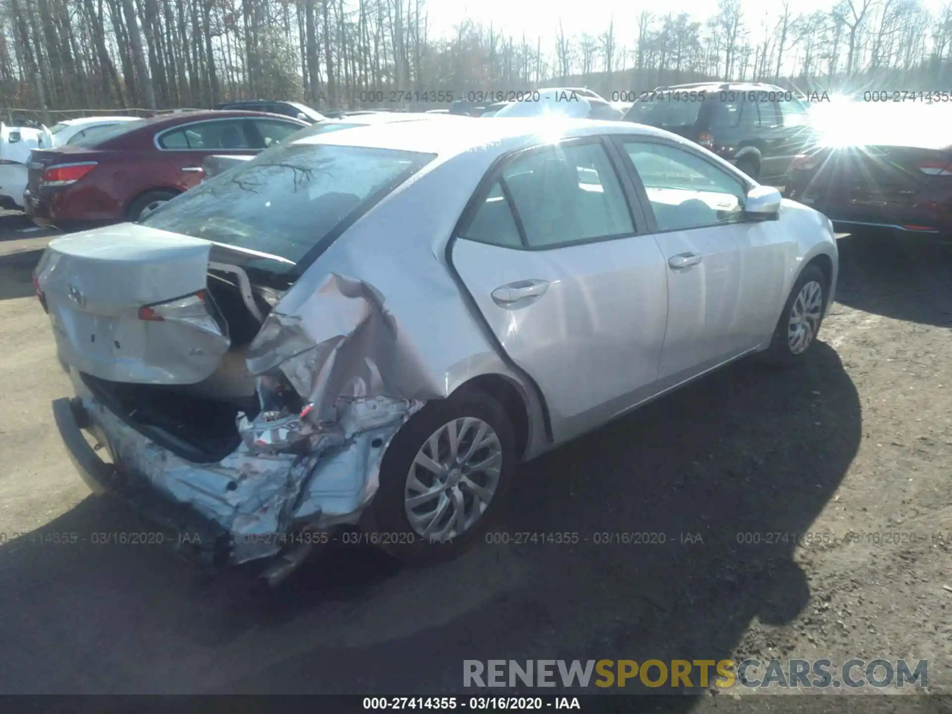 4 Photograph of a damaged car 2T1BURHEXKC190111 TOYOTA COROLLA 2019