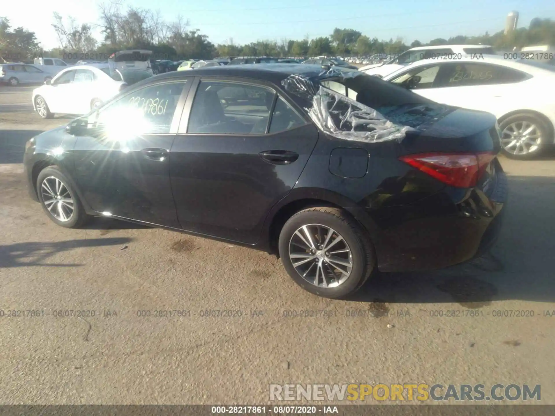 3 Photograph of a damaged car 2T1BURHEXKC190173 TOYOTA COROLLA 2019