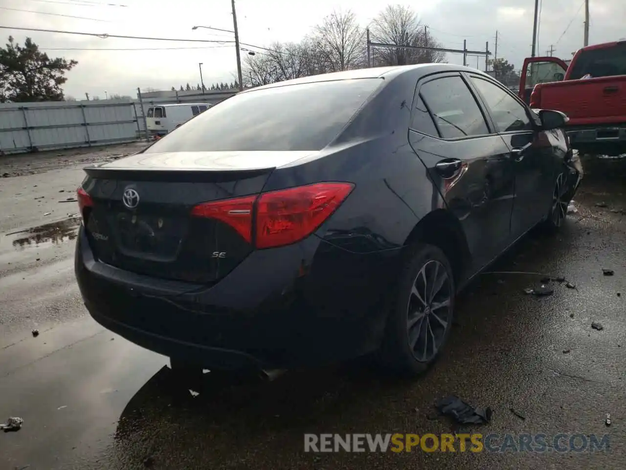 4 Photograph of a damaged car 2T1BURHEXKC190464 TOYOTA COROLLA 2019