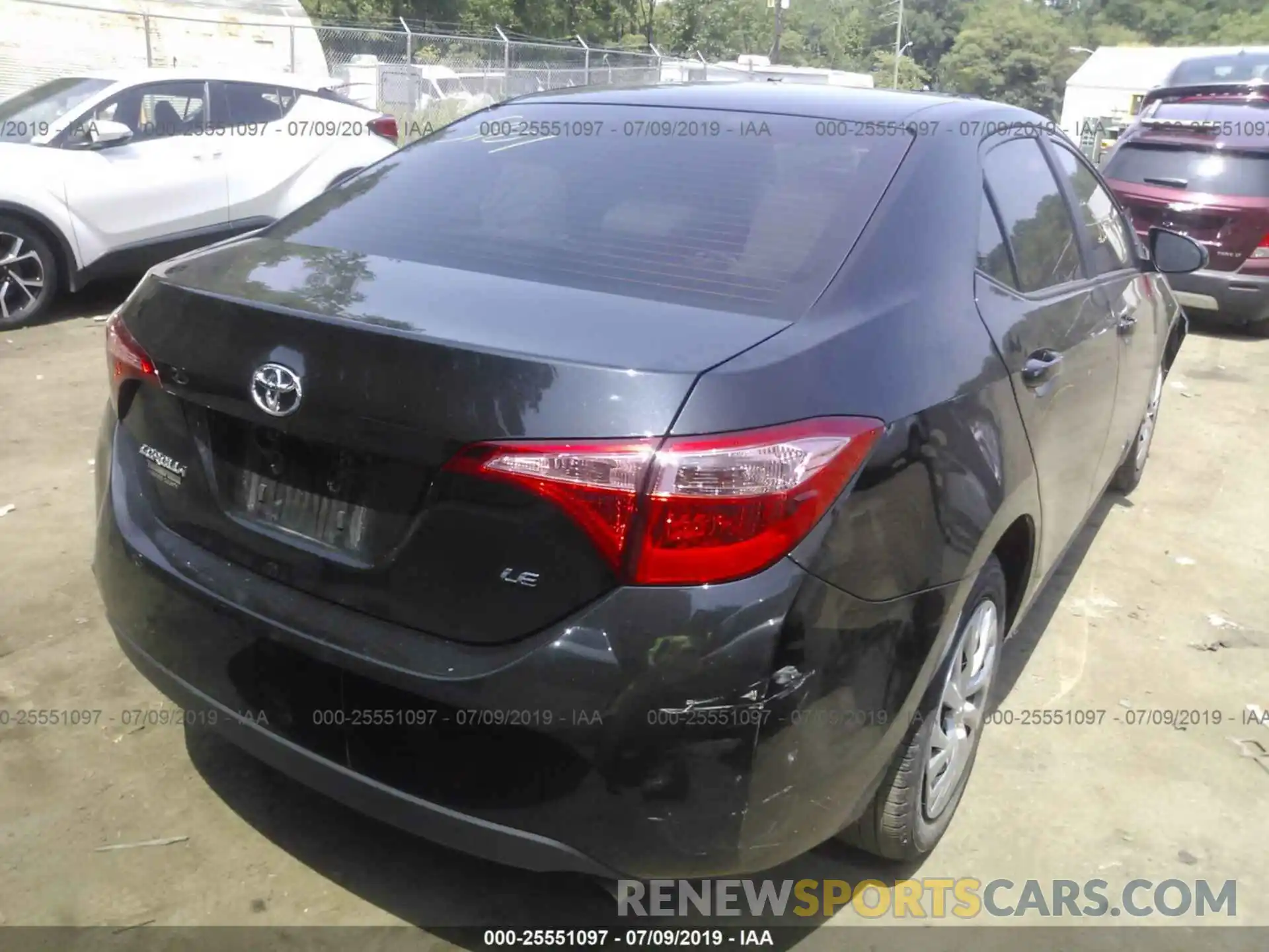 4 Photograph of a damaged car 2T1BURHEXKC191467 TOYOTA COROLLA 2019