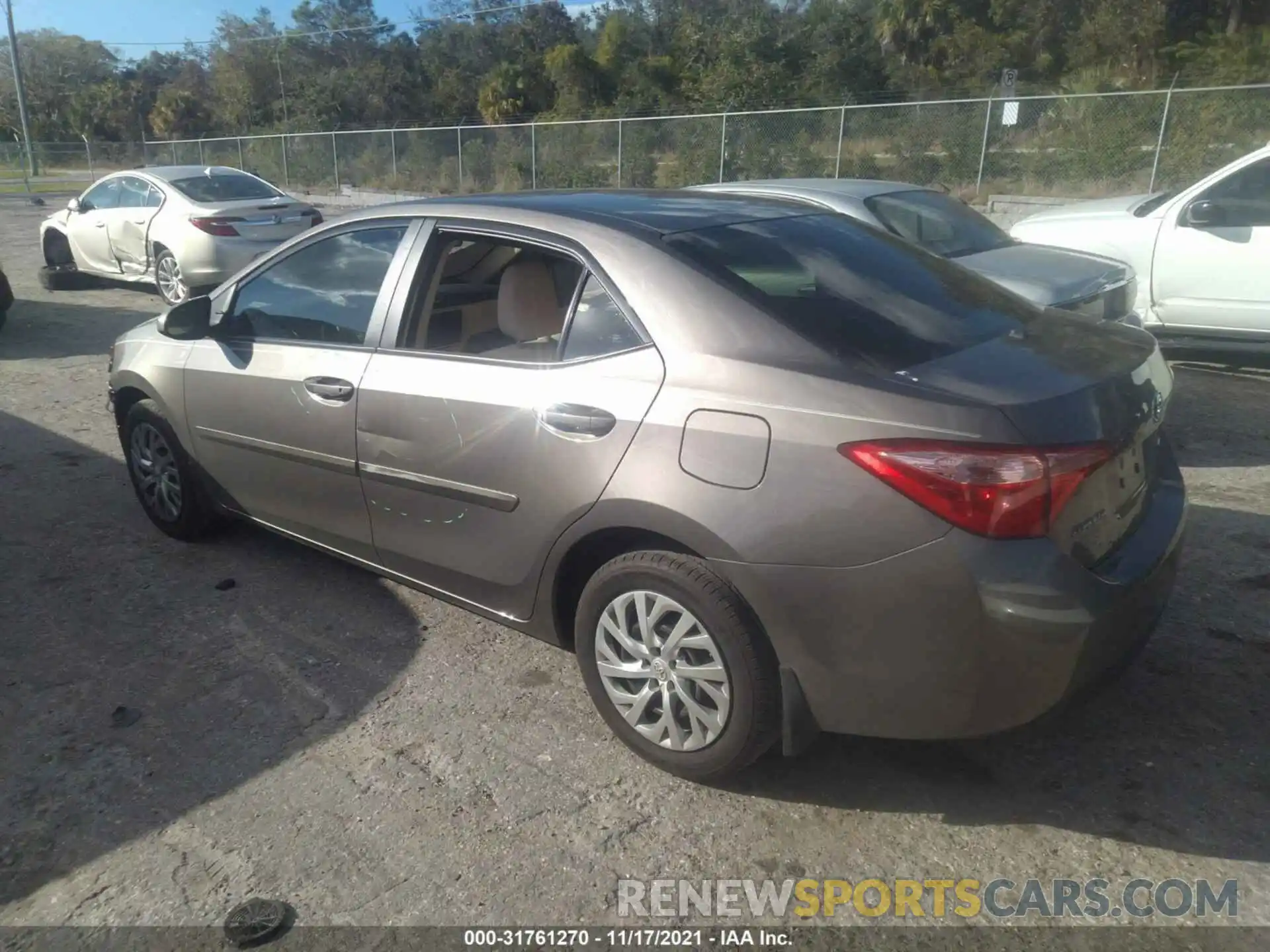 3 Photograph of a damaged car 2T1BURHEXKC191601 TOYOTA COROLLA 2019