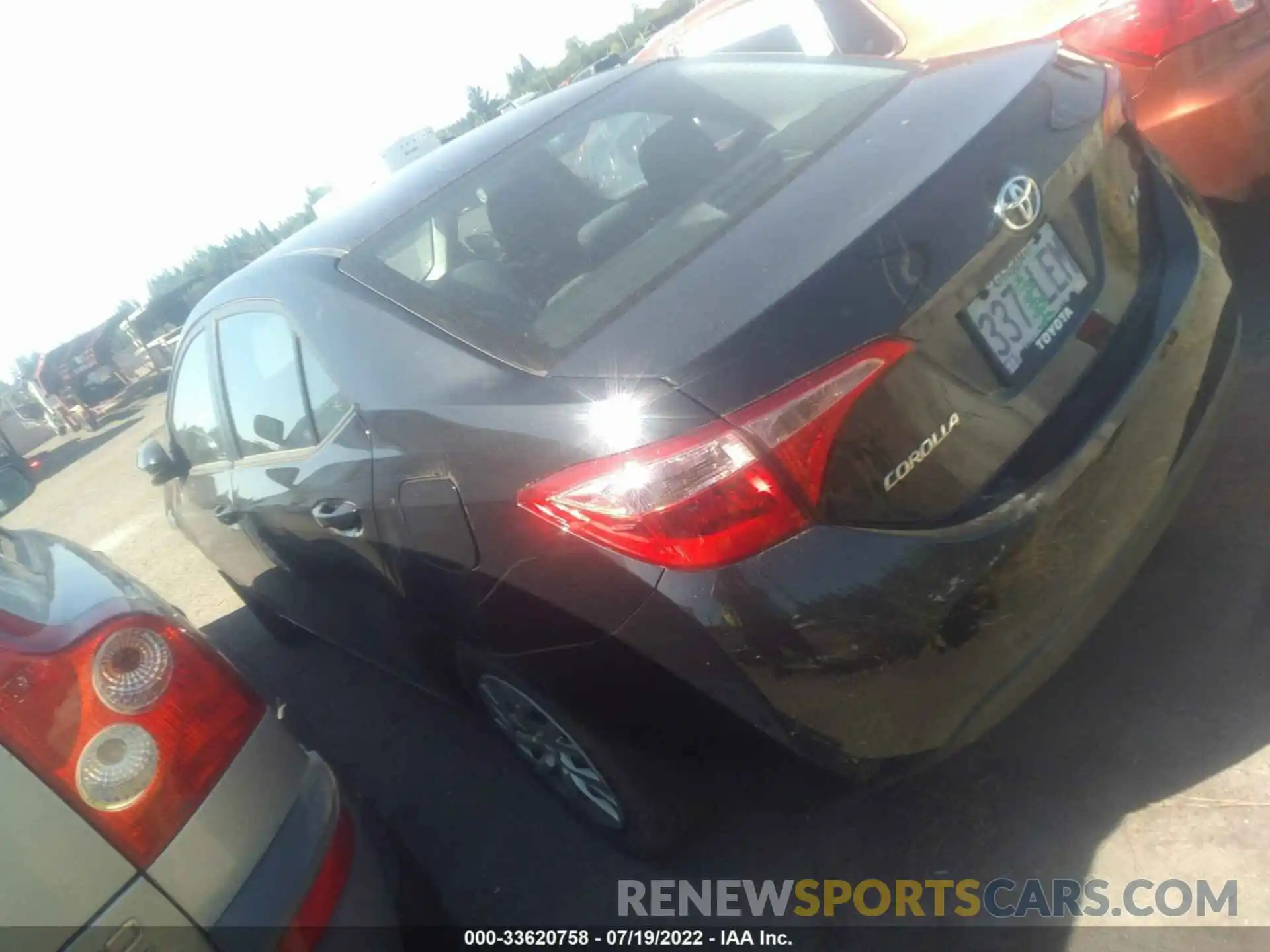 3 Photograph of a damaged car 2T1BURHEXKC191890 TOYOTA COROLLA 2019