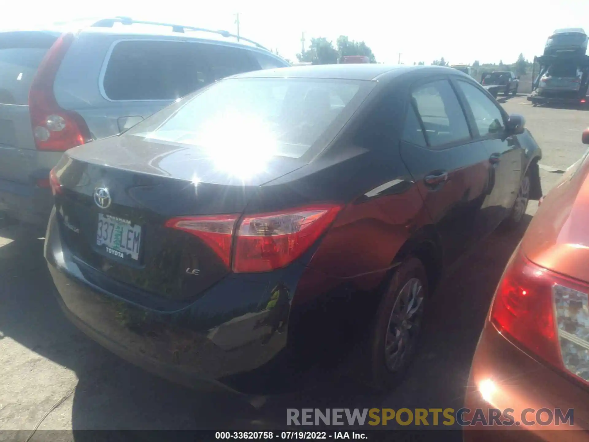 4 Photograph of a damaged car 2T1BURHEXKC191890 TOYOTA COROLLA 2019