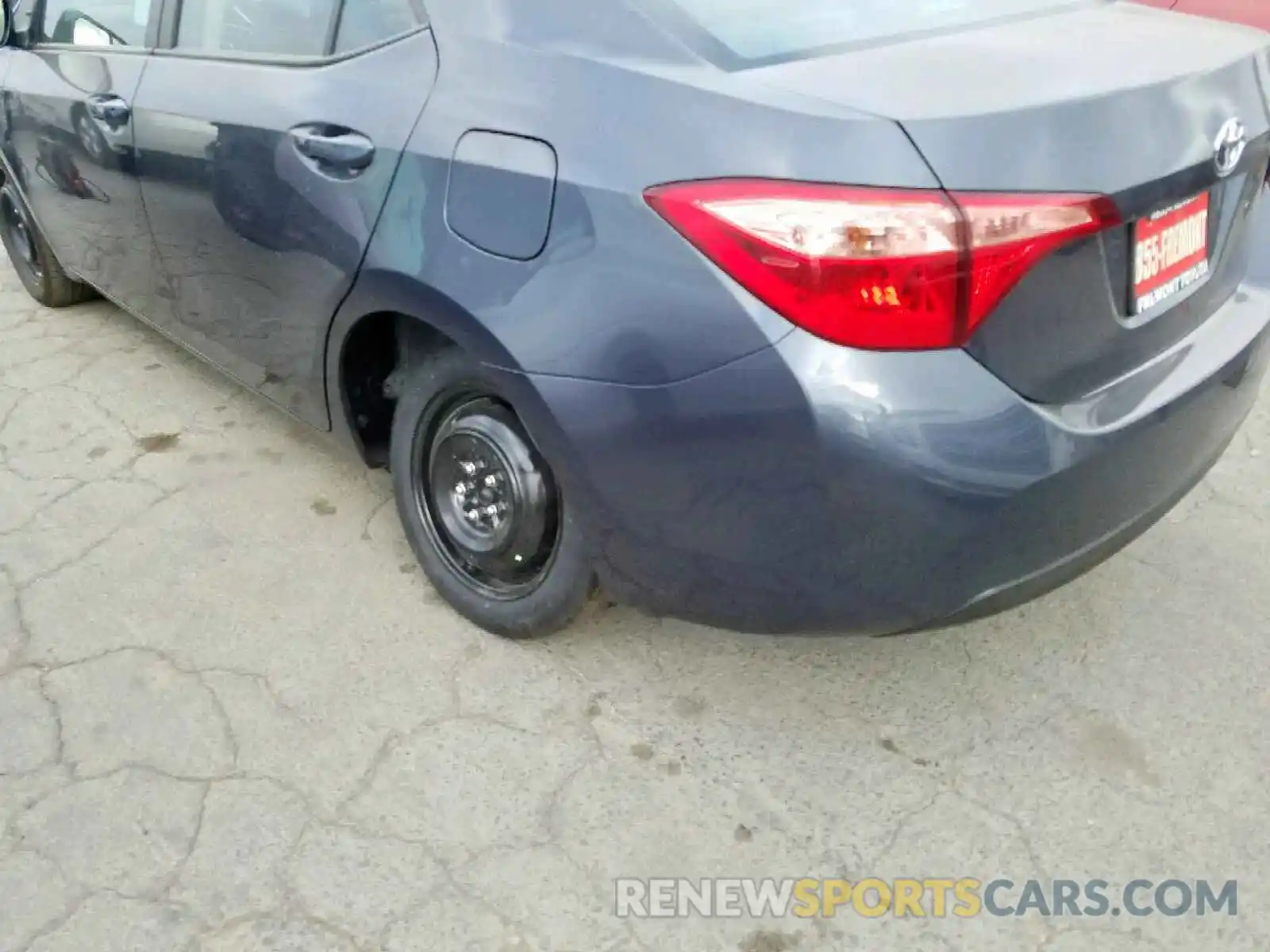 9 Photograph of a damaged car 2T1BURHEXKC192084 TOYOTA COROLLA 2019