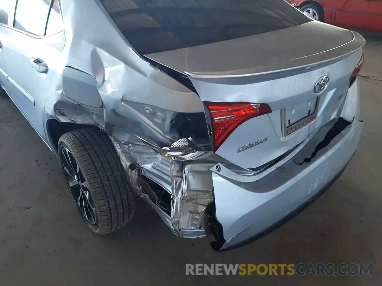 9 Photograph of a damaged car 2T1BURHEXKC193381 TOYOTA COROLLA 2019