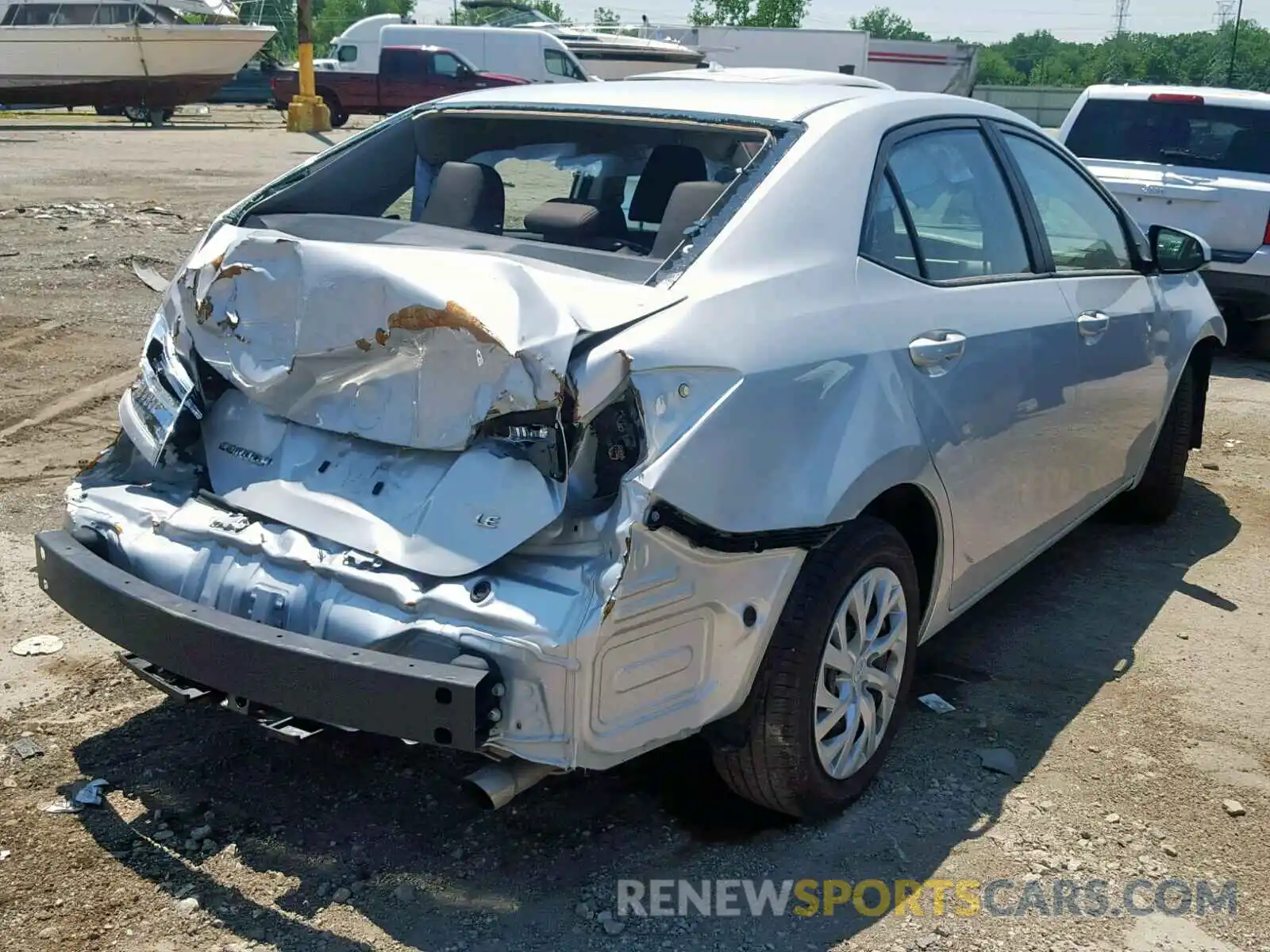 4 Photograph of a damaged car 2T1BURHEXKC193560 TOYOTA COROLLA 2019