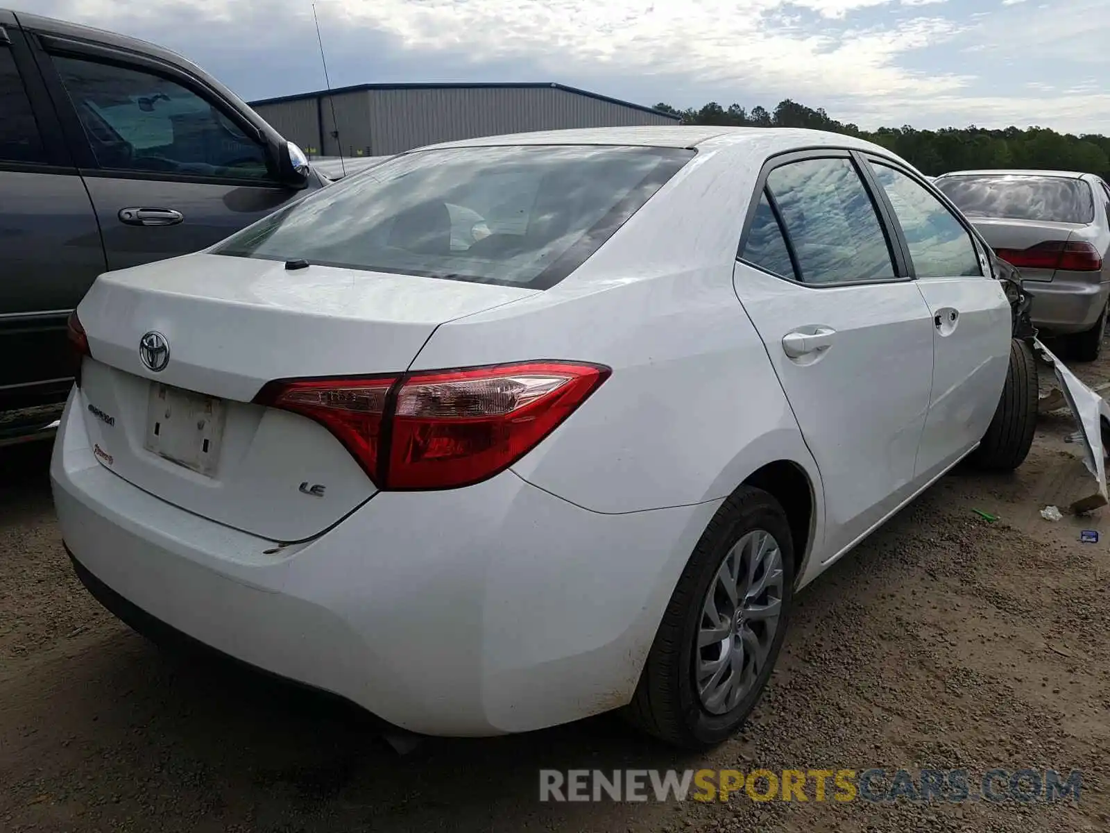 4 Photograph of a damaged car 2T1BURHEXKC193980 TOYOTA COROLLA 2019