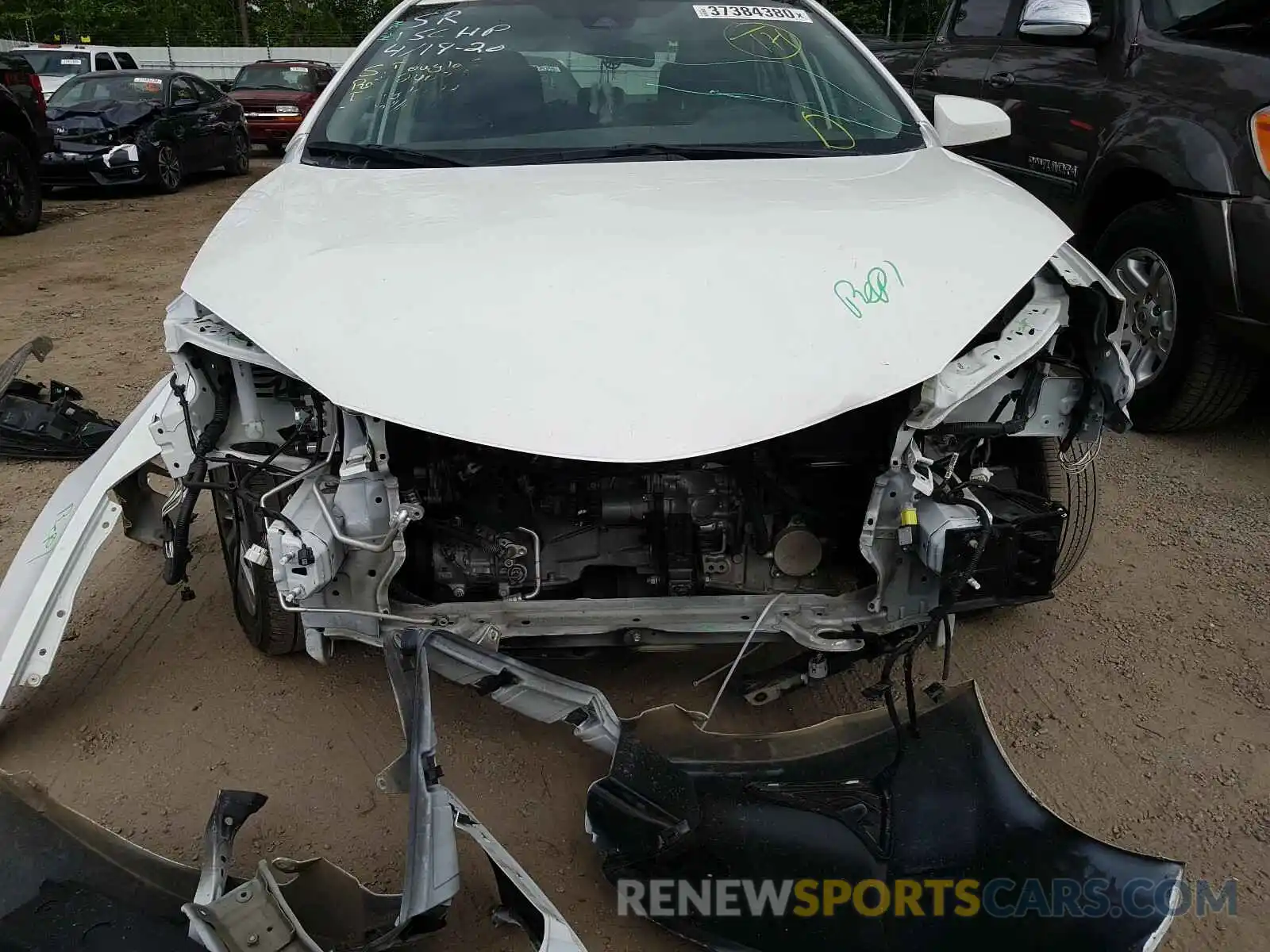 9 Photograph of a damaged car 2T1BURHEXKC193980 TOYOTA COROLLA 2019