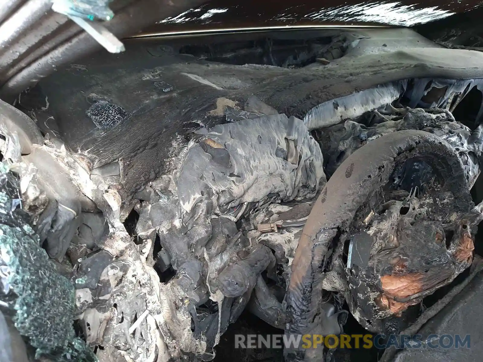 8 Photograph of a damaged car 2T1BURHEXKC194188 TOYOTA COROLLA 2019