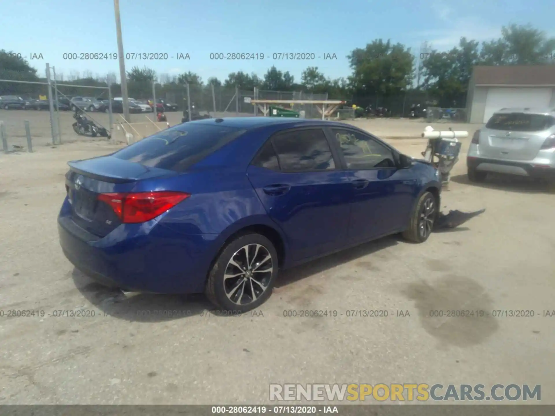 4 Photograph of a damaged car 2T1BURHEXKC194210 TOYOTA COROLLA 2019