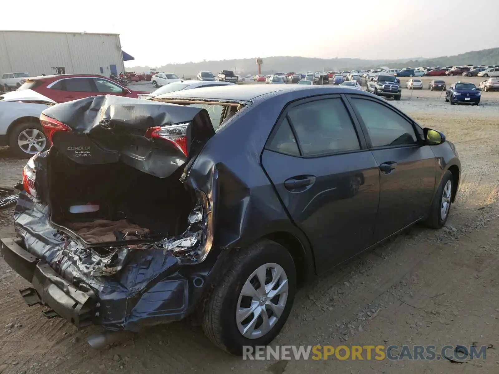 4 Photograph of a damaged car 2T1BURHEXKC194224 TOYOTA COROLLA 2019