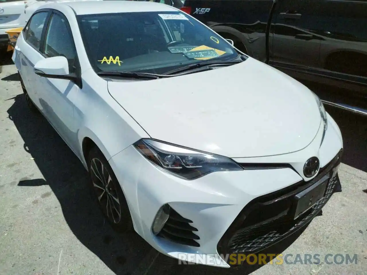 1 Photograph of a damaged car 2T1BURHEXKC194756 TOYOTA COROLLA 2019