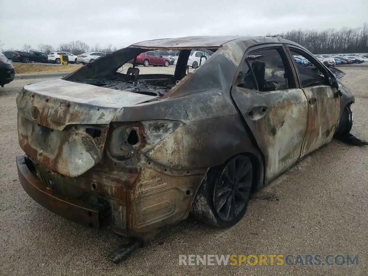 4 Photograph of a damaged car 2T1BURHEXKC194840 TOYOTA COROLLA 2019