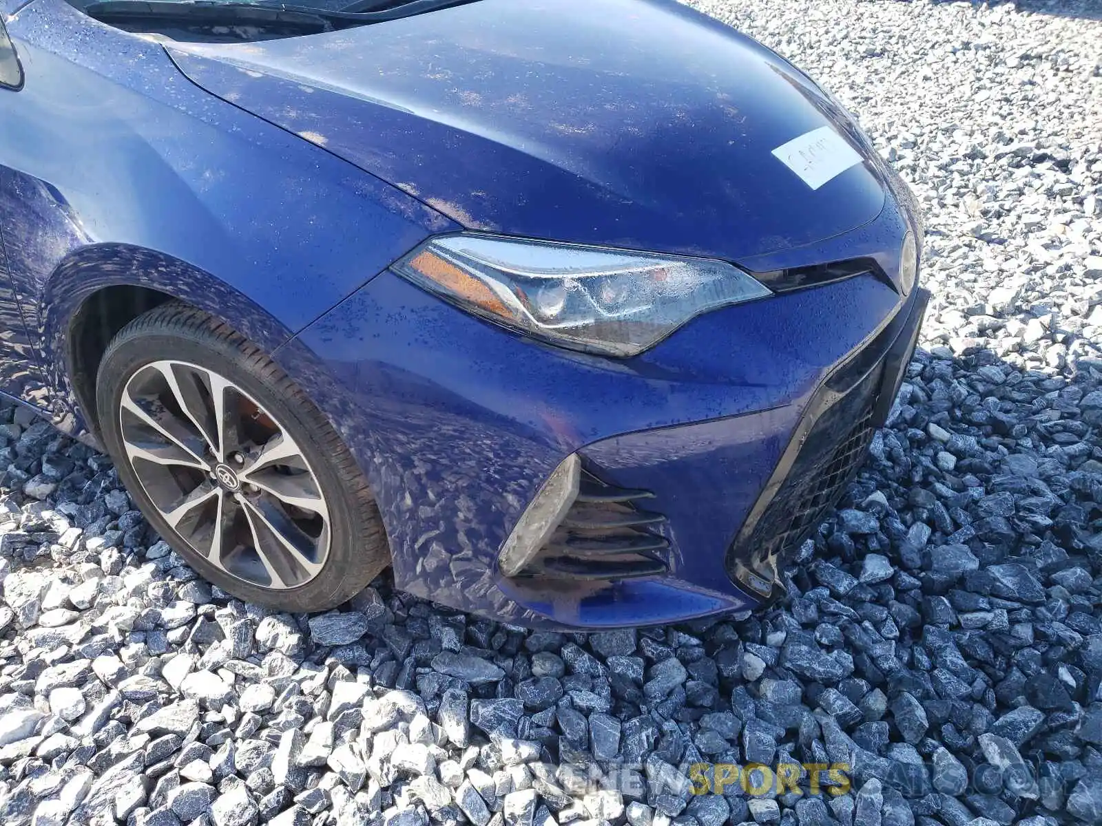 9 Photograph of a damaged car 2T1BURHEXKC195941 TOYOTA COROLLA 2019