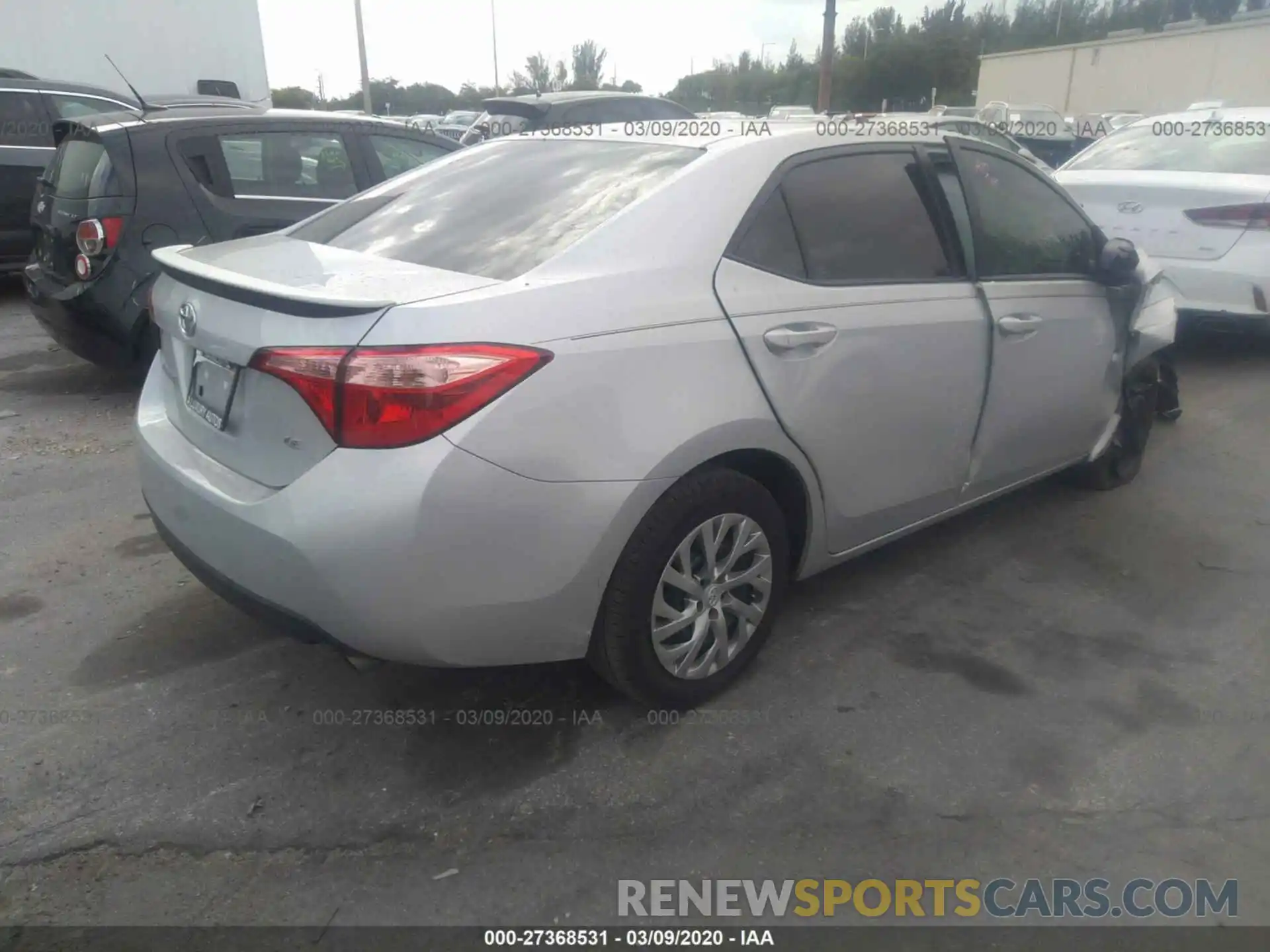 4 Photograph of a damaged car 2T1BURHEXKC196040 TOYOTA COROLLA 2019