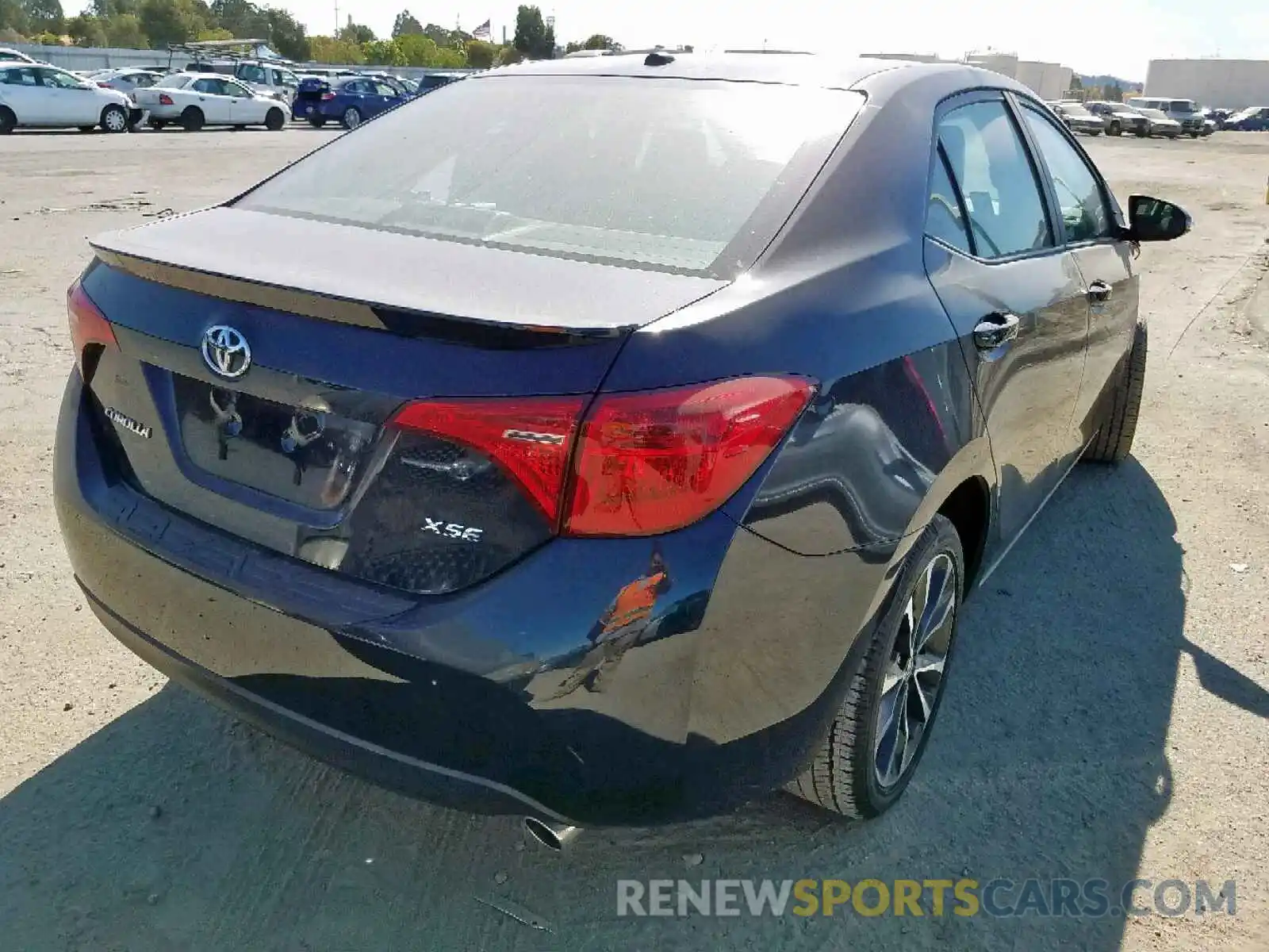 4 Photograph of a damaged car 2T1BURHEXKC196085 TOYOTA COROLLA 2019