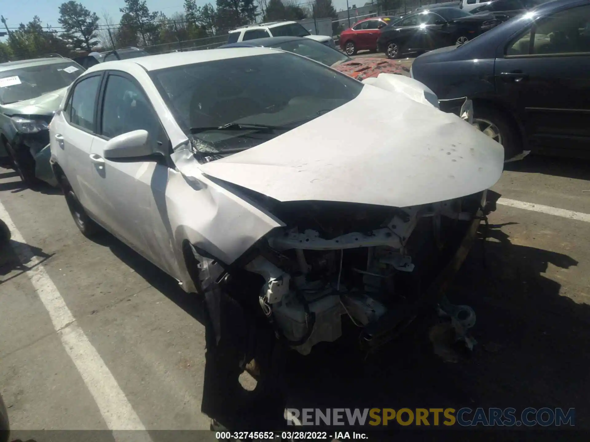 1 Photograph of a damaged car 2T1BURHEXKC196118 TOYOTA COROLLA 2019