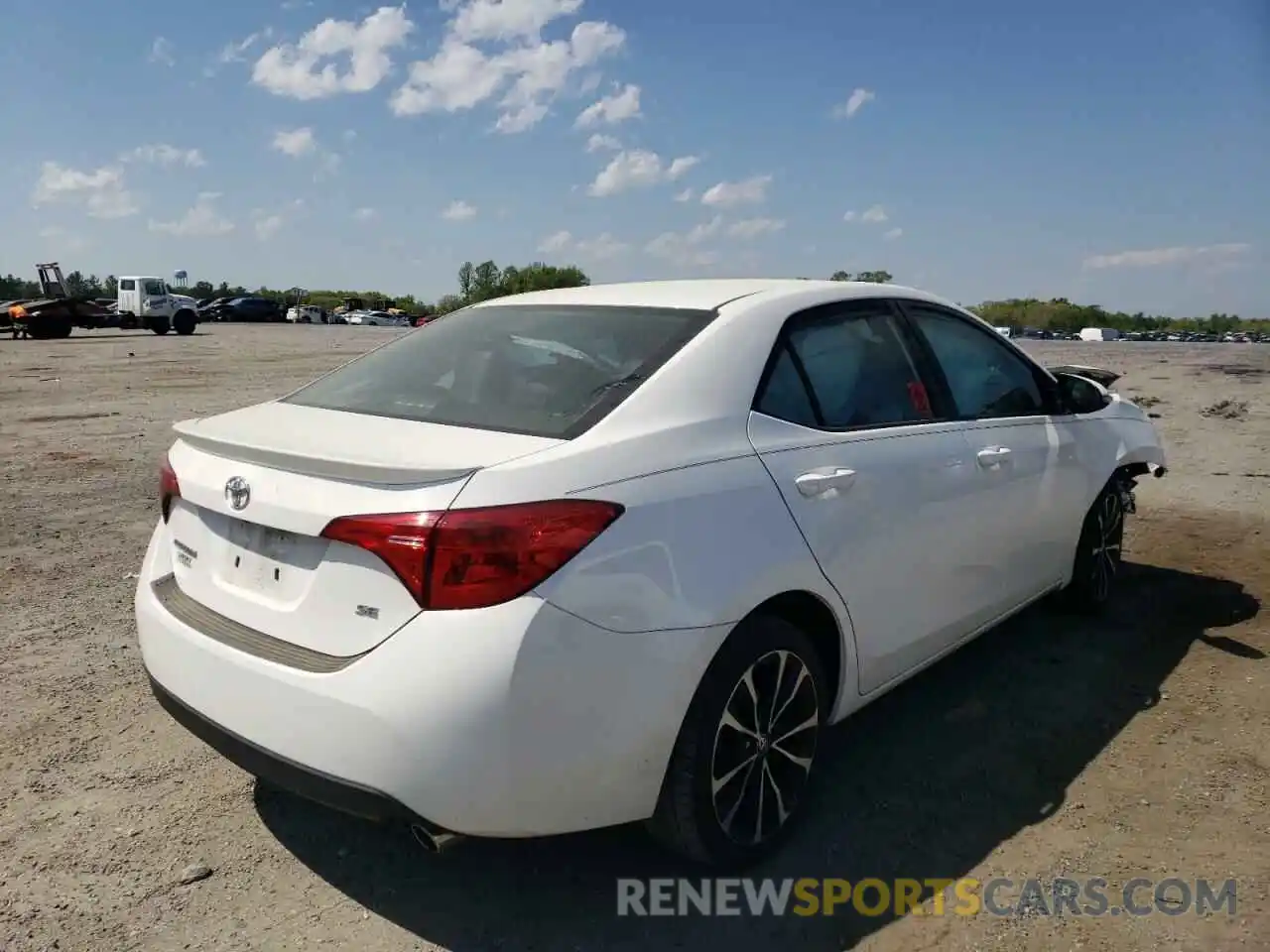 4 Photograph of a damaged car 2T1BURHEXKC196619 TOYOTA COROLLA 2019