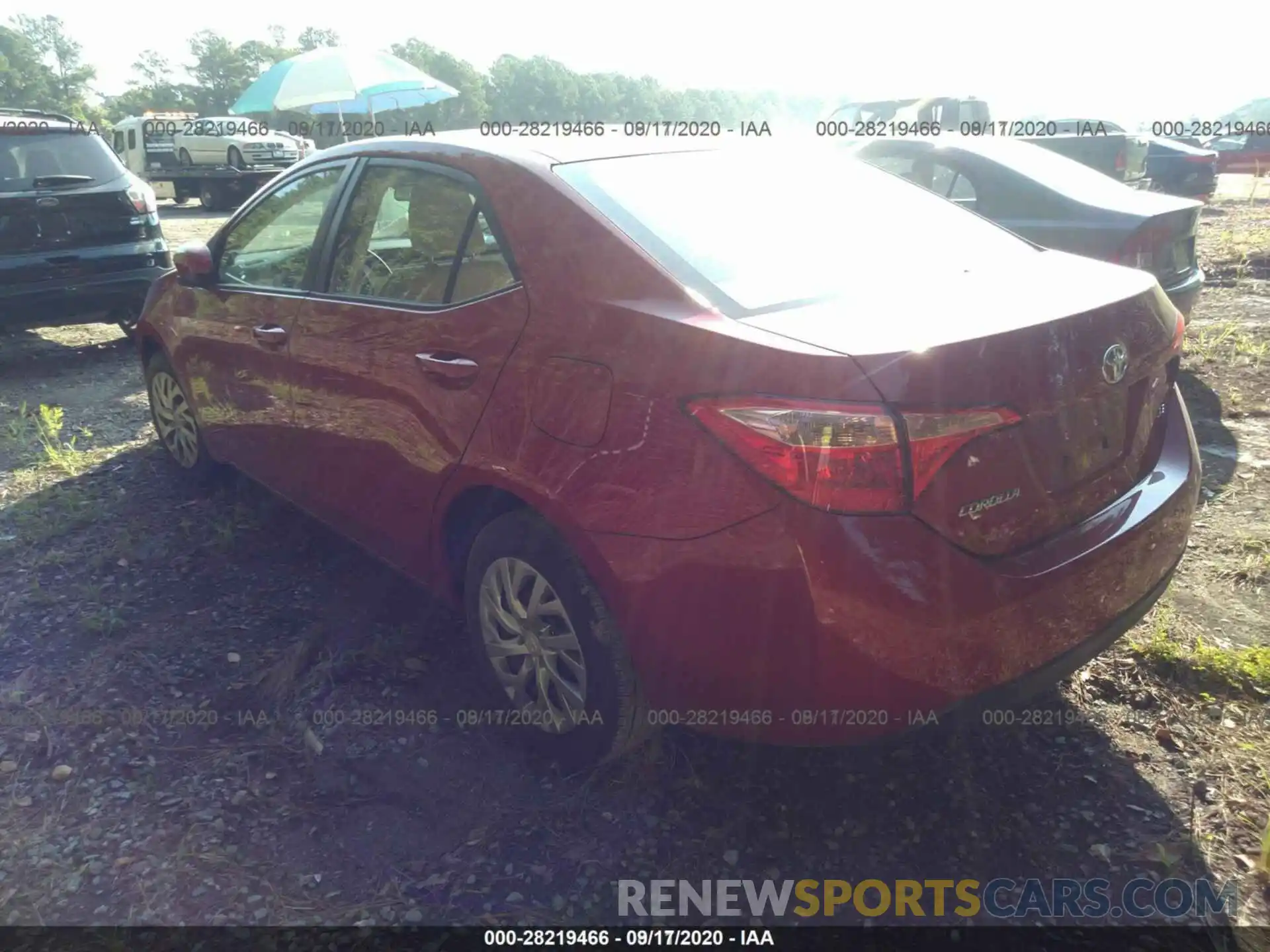 13 Photograph of a damaged car 2T1BURHEXKC198760 TOYOTA COROLLA 2019