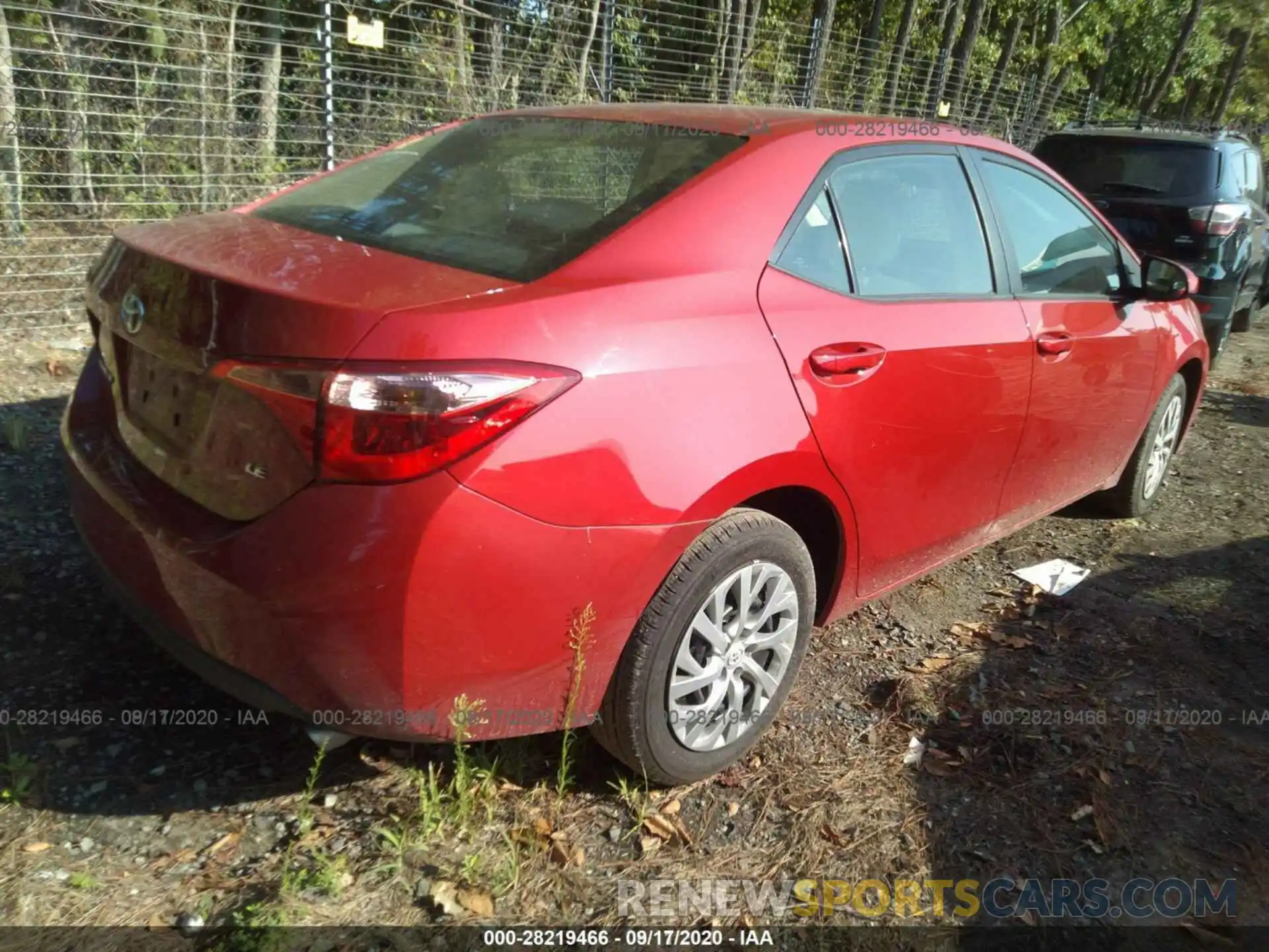 14 Photograph of a damaged car 2T1BURHEXKC198760 TOYOTA COROLLA 2019