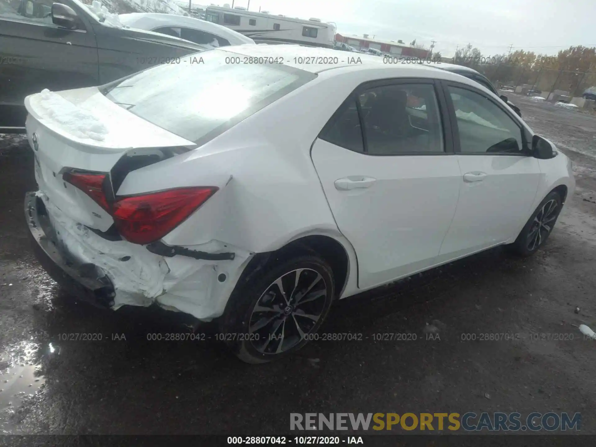 4 Photograph of a damaged car 2T1BURHEXKC199052 TOYOTA COROLLA 2019