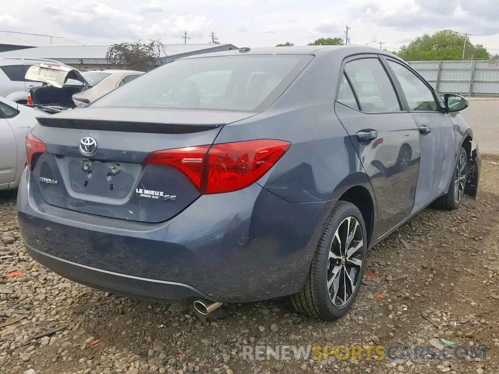 4 Photograph of a damaged car 2T1BURHEXKC199097 TOYOTA COROLLA 2019