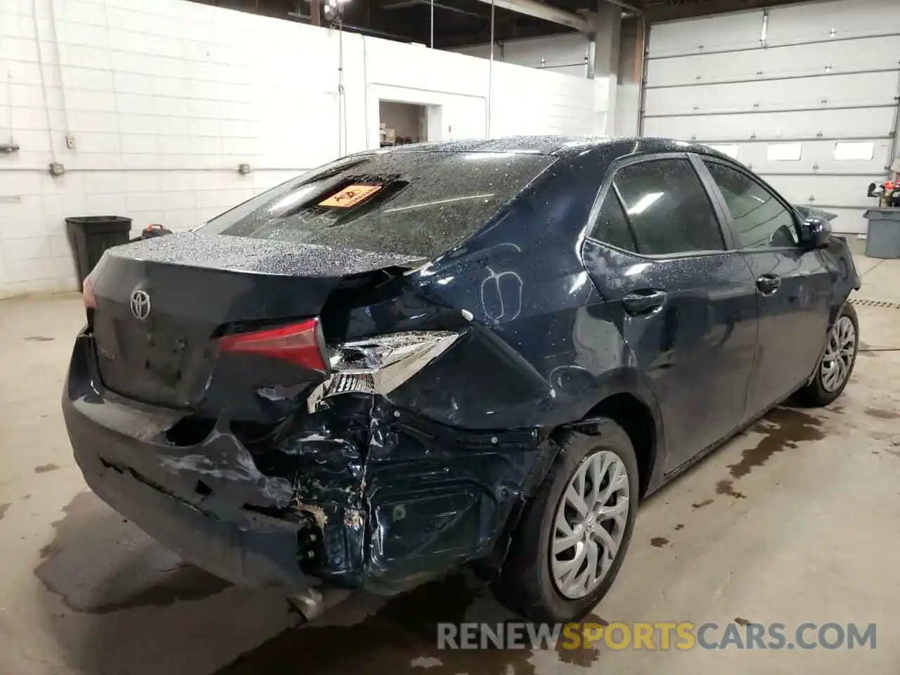 4 Photograph of a damaged car 2T1BURHEXKC199682 TOYOTA COROLLA 2019