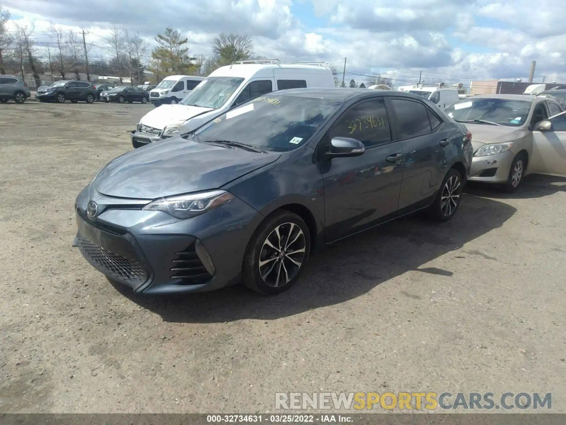 2 Photograph of a damaged car 2T1BURHEXKC199827 TOYOTA COROLLA 2019